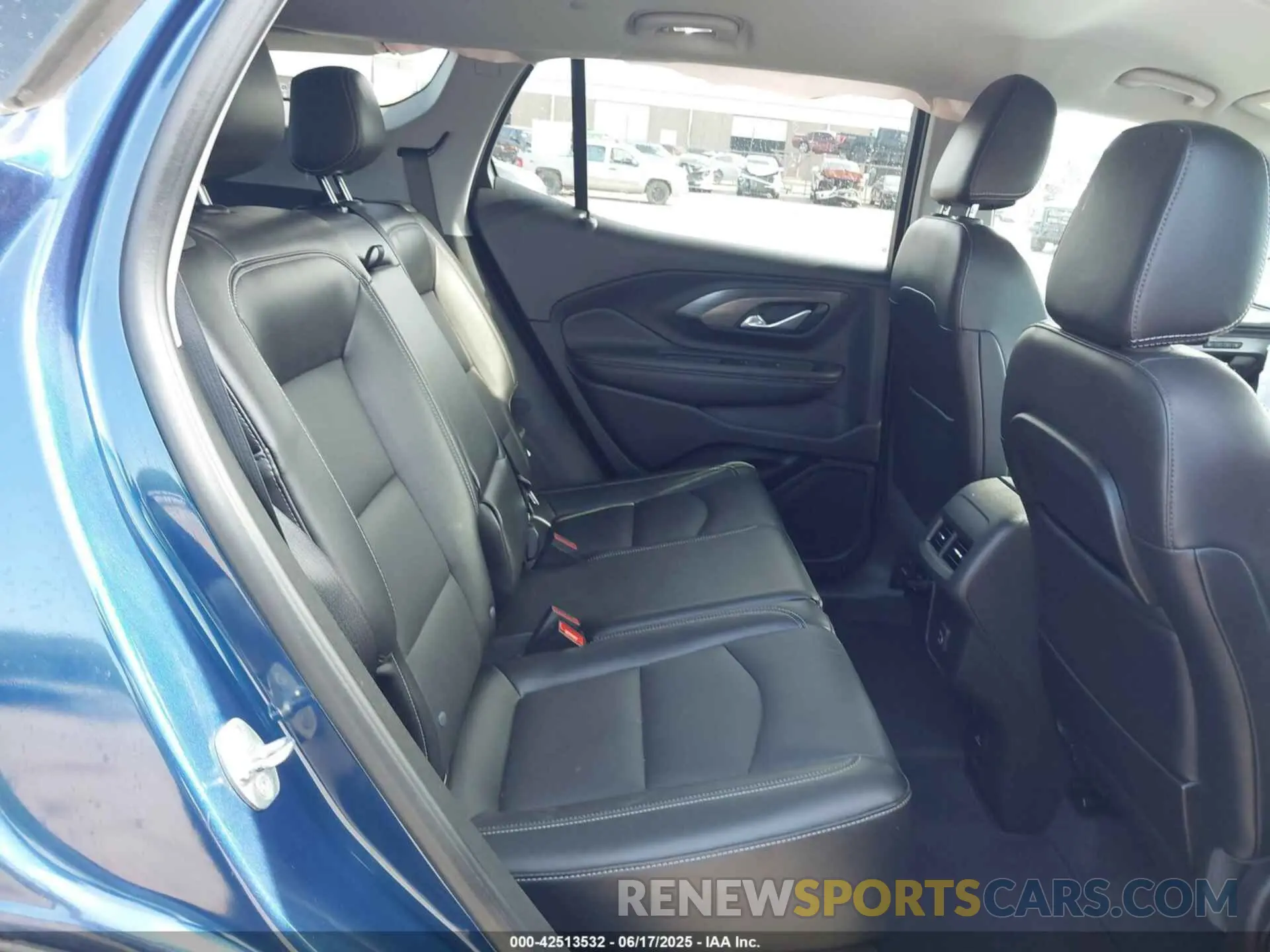 8 fotografías del automóvil dañado 3GKALVEG8PL170896 GMC TERRAIN 2023