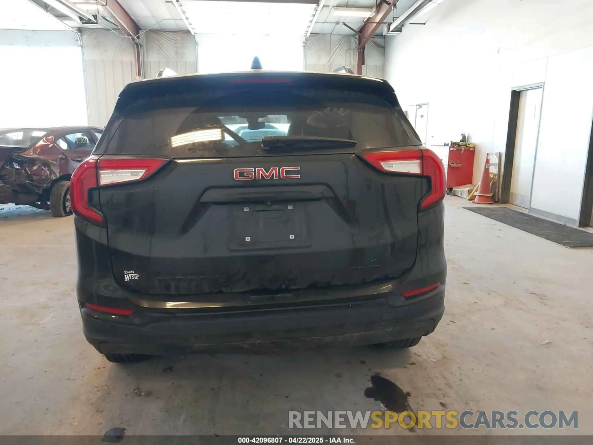 15 fotografías del automóvil dañado 3GKALVEG9PL119889 GMC TERRAIN 2023