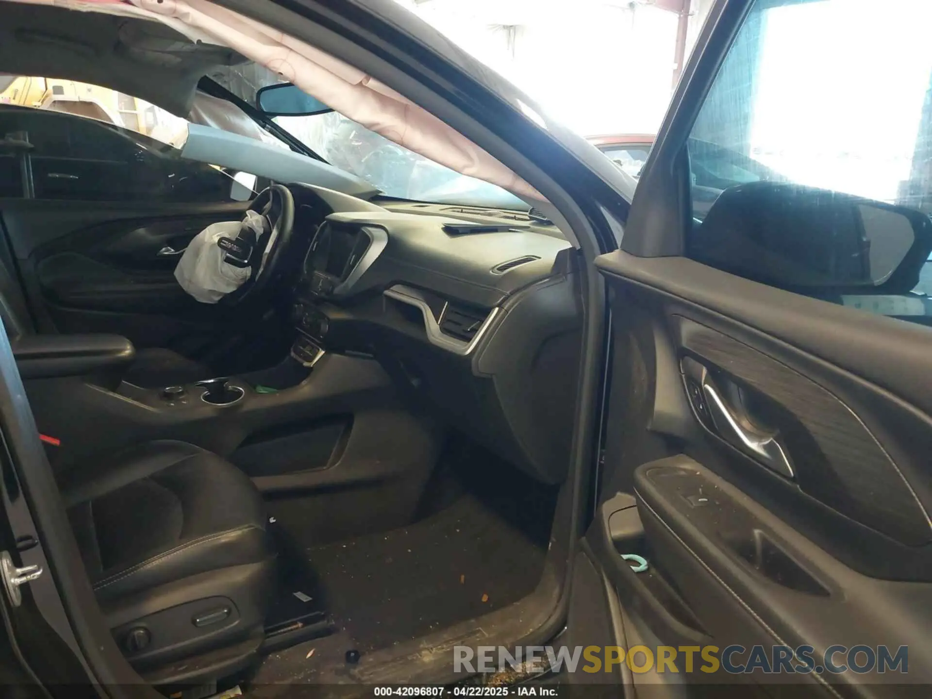 5 fotografías del automóvil dañado 3GKALVEG9PL119889 GMC TERRAIN 2023