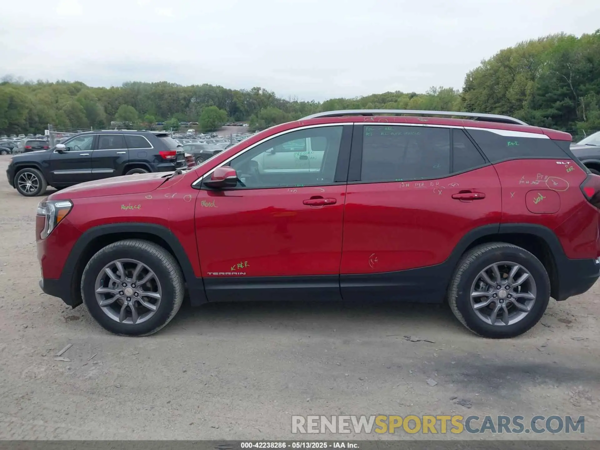 14 fotografías del automóvil dañado 3GKALVEG9PL137888 GMC TERRAIN 2023