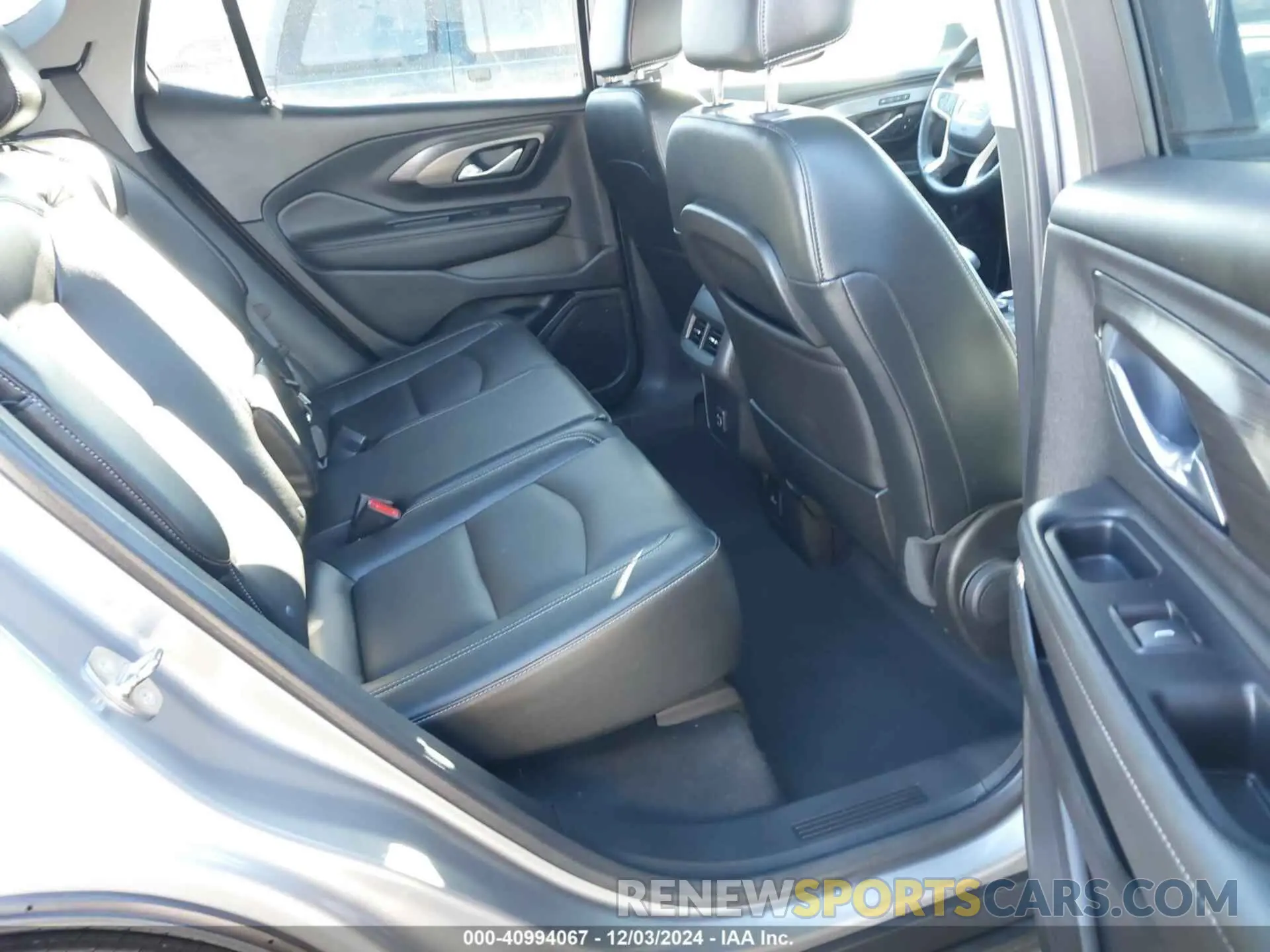 8 fotografías del automóvil dañado 3GKALVEG9PL220933 GMC TERRAIN 2023