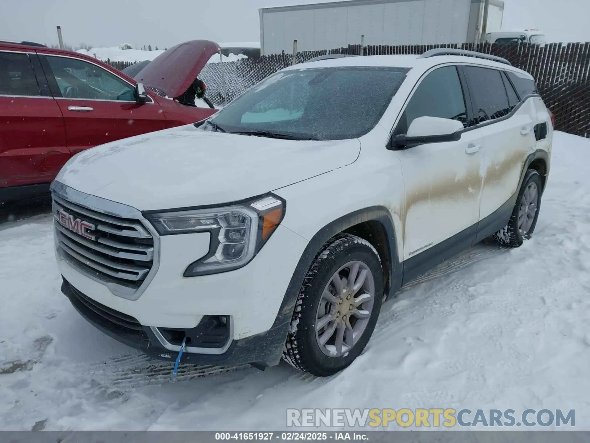 2 fotografías del automóvil dañado 3GKALVEGXPL260518 GMC TERRAIN 2023