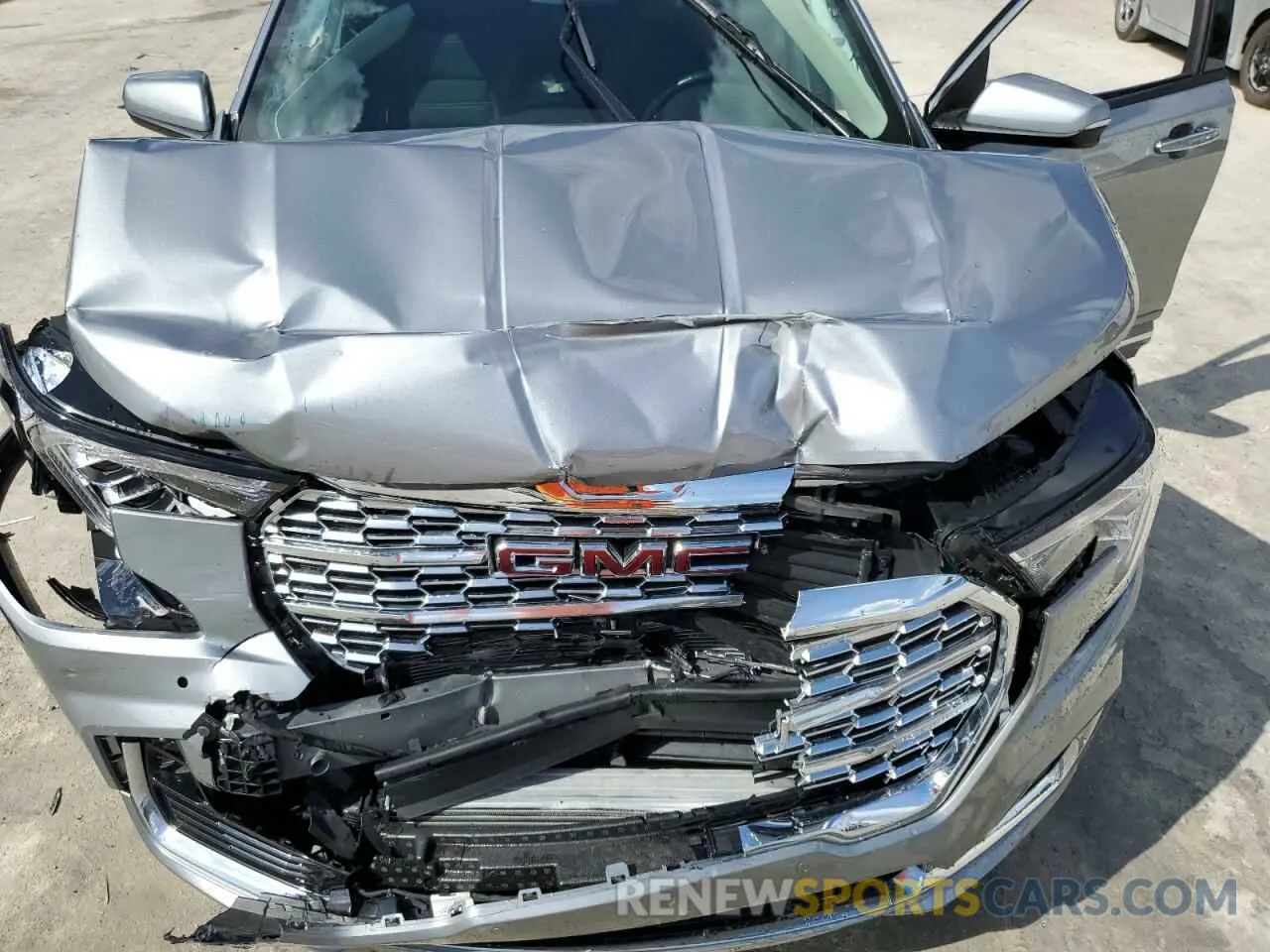12 fotografías del automóvil dañado 3GKALXEG2PL168010 GMC TERRAIN 2023
