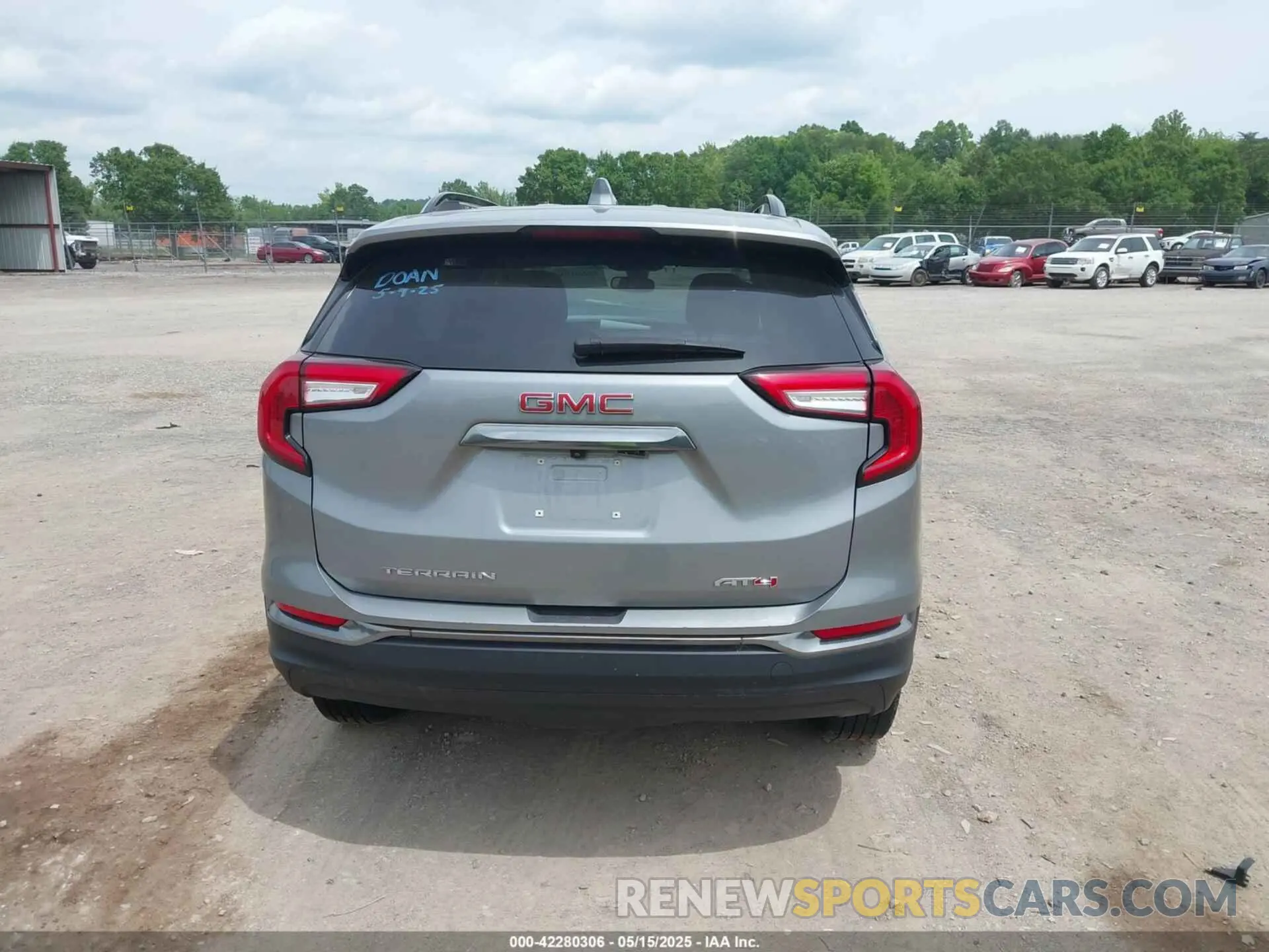 16 fotografías del automóvil dañado 3GKALYEG5PL257964 GMC TERRAIN 2023