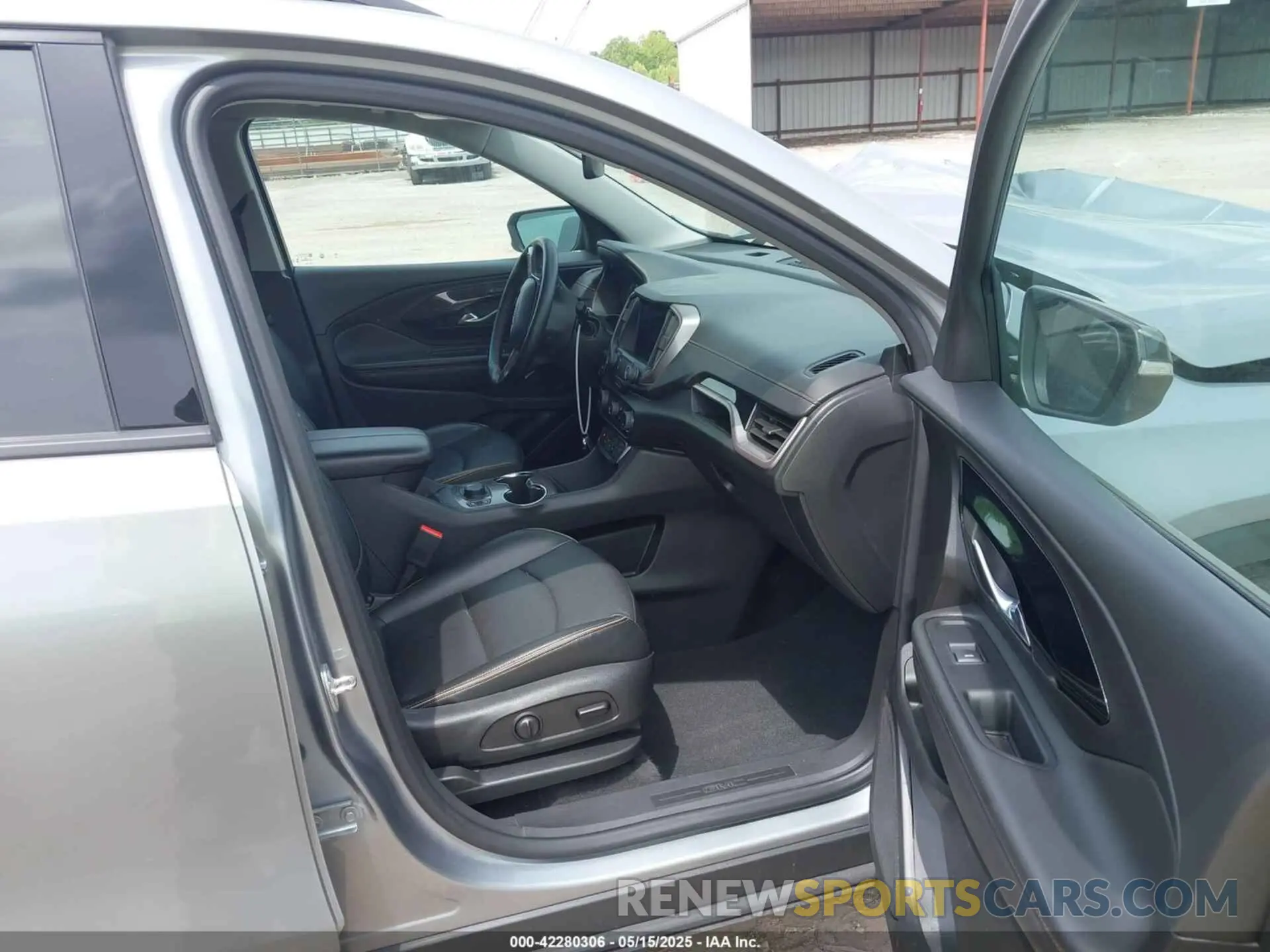5 fotografías del automóvil dañado 3GKALYEG5PL257964 GMC TERRAIN 2023