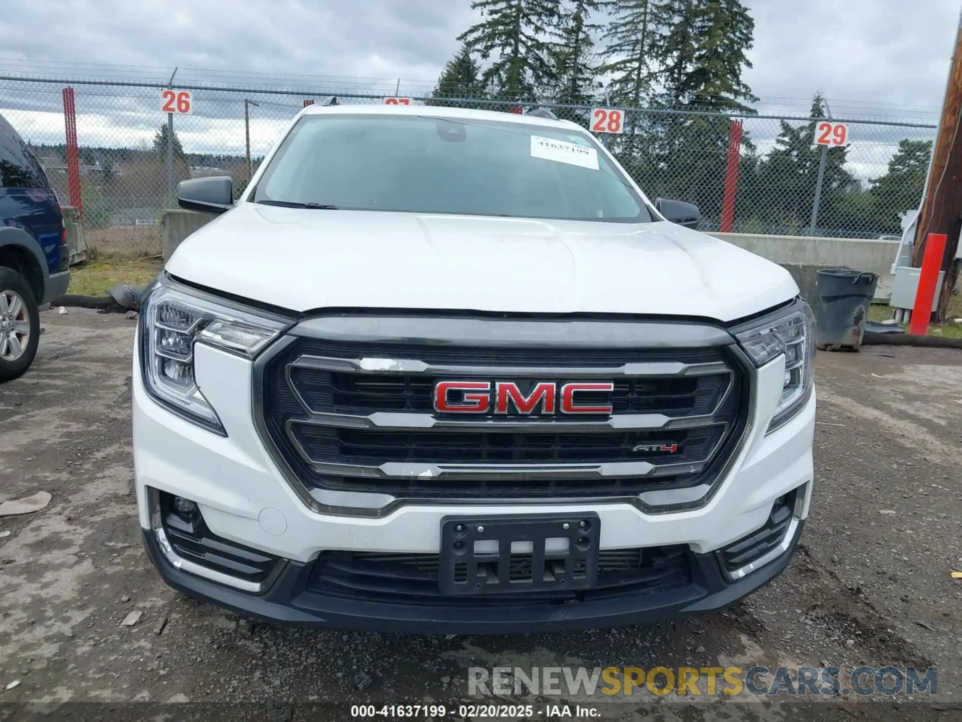 12 fotografías del automóvil dañado 3GKALYEGXPL252677 GMC TERRAIN 2023