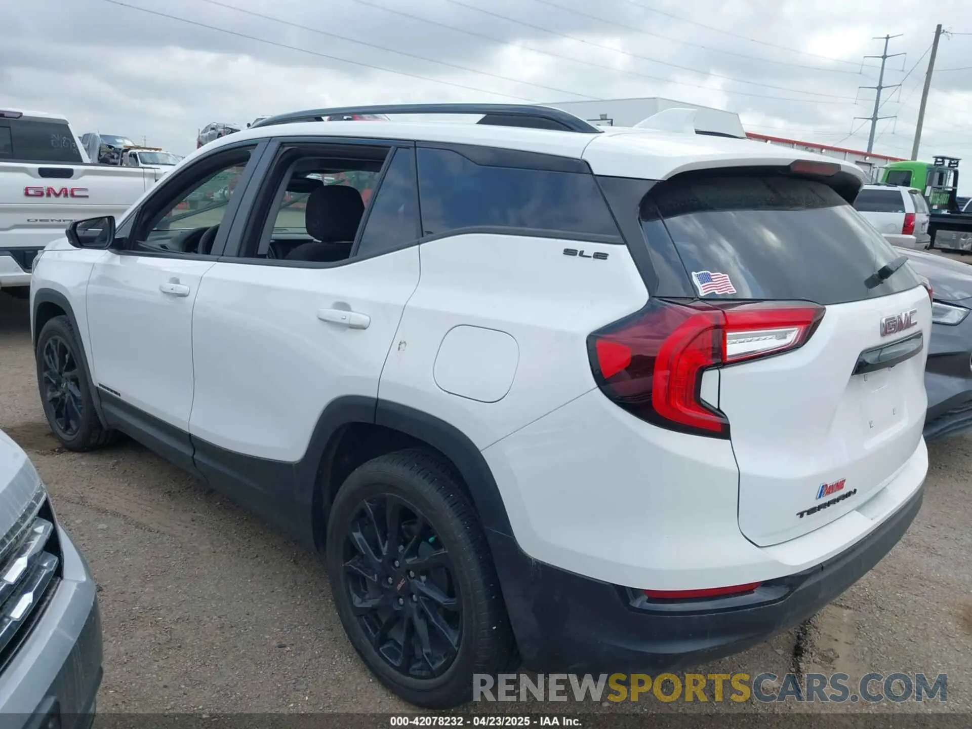 3 fotografías del automóvil dañado 3GKALMEG0RL298742 GMC TERRAIN 2024