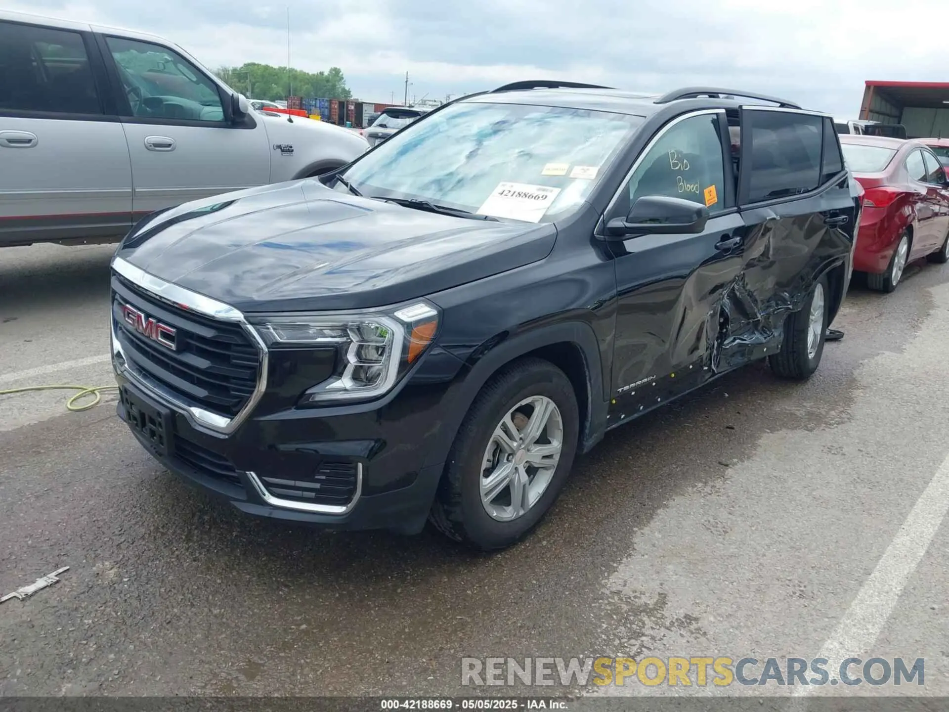 2 fotografías del automóvil dañado 3GKALMEG0RL400735 GMC TERRAIN 2024
