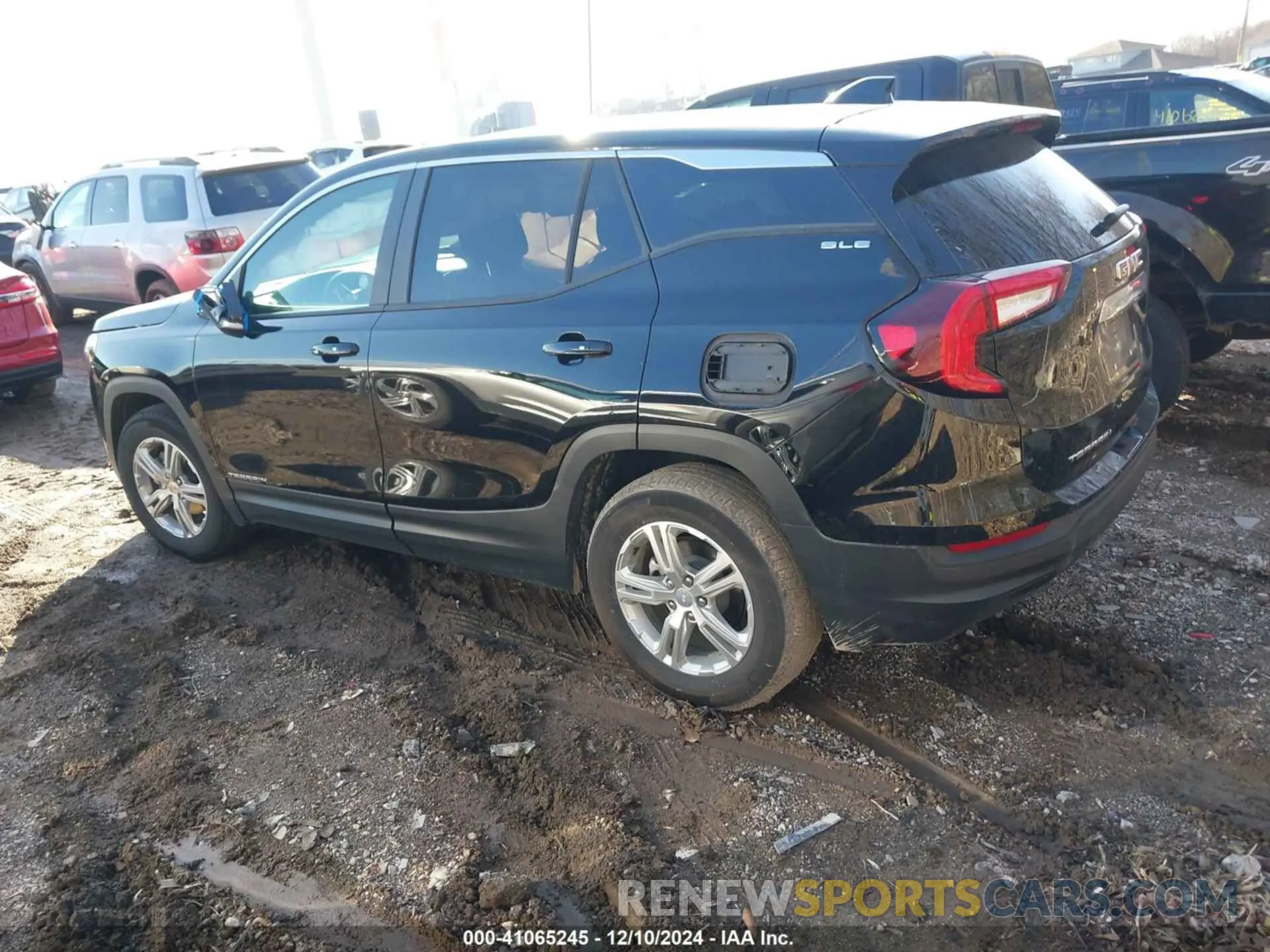 3 fotografías del automóvil dañado 3GKALMEG1RL235214 GMC TERRAIN 2024