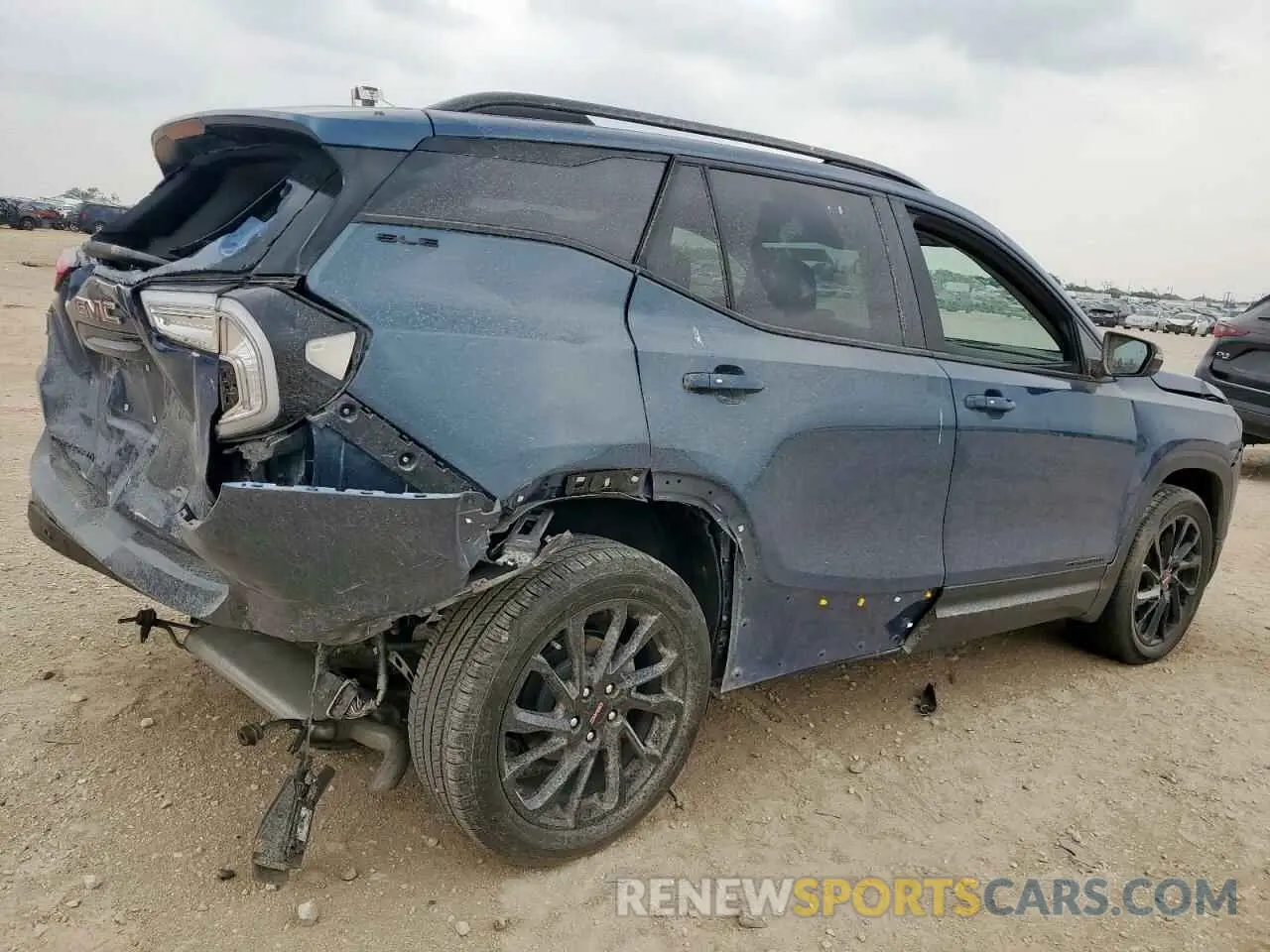 3 fotografías del automóvil dañado 3GKALMEG1RL314074 GMC TERRAIN 2024