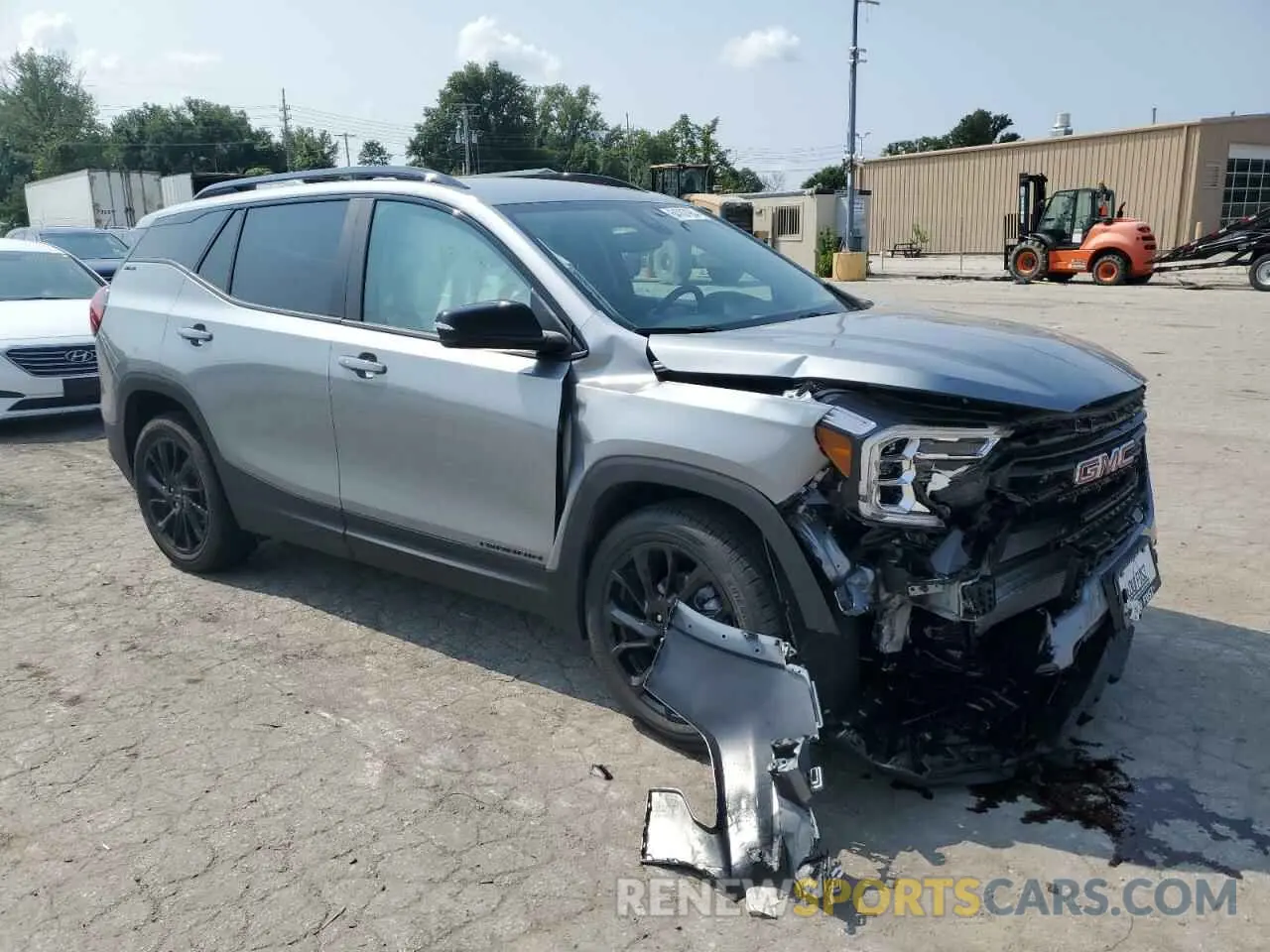 4 fotografías del automóvil dañado 3GKALMEG2RL349559 GMC TERRAIN 2024