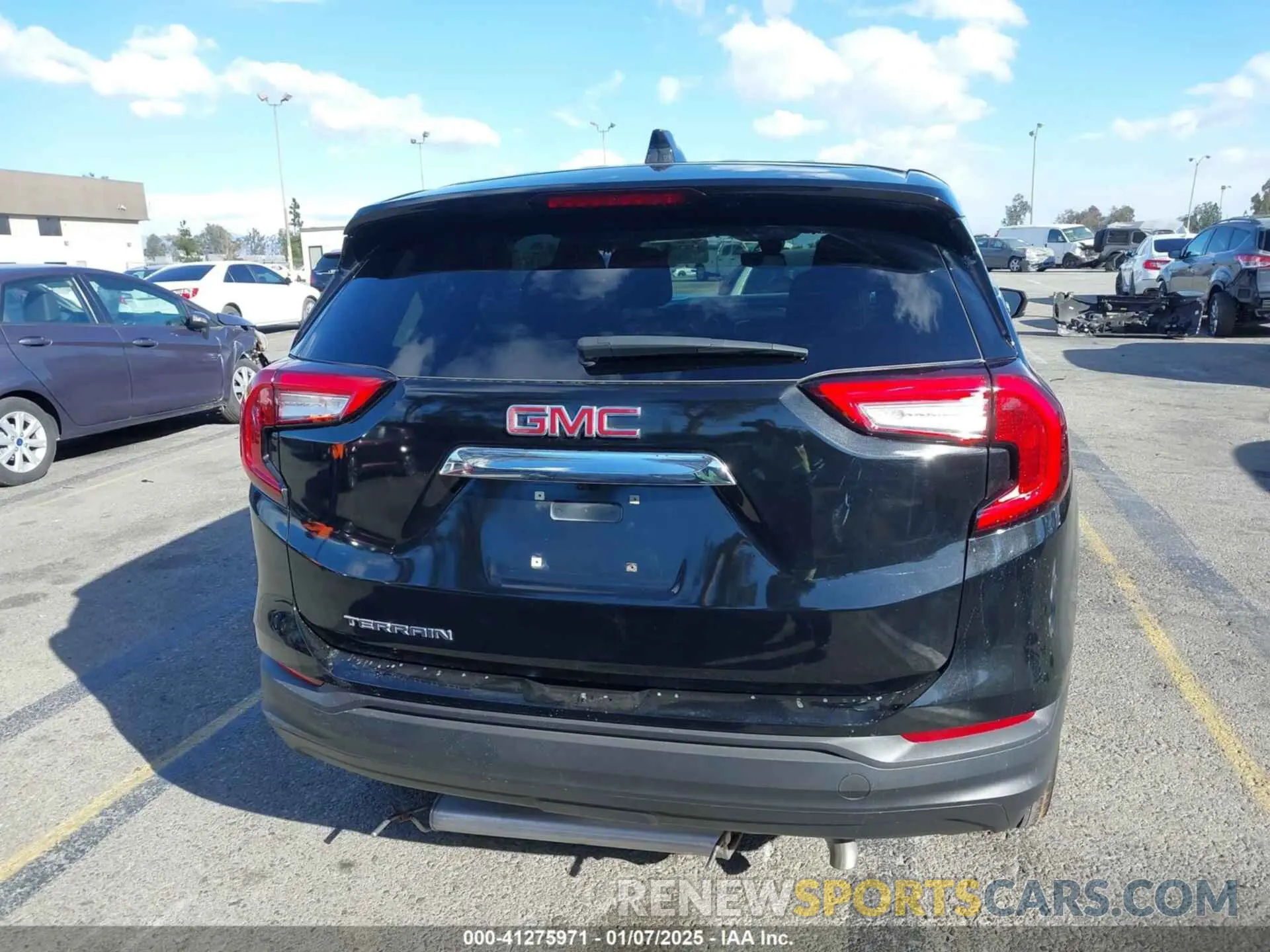 16 fotografías del automóvil dañado 3GKALMEG2RL375353 GMC TERRAIN 2024