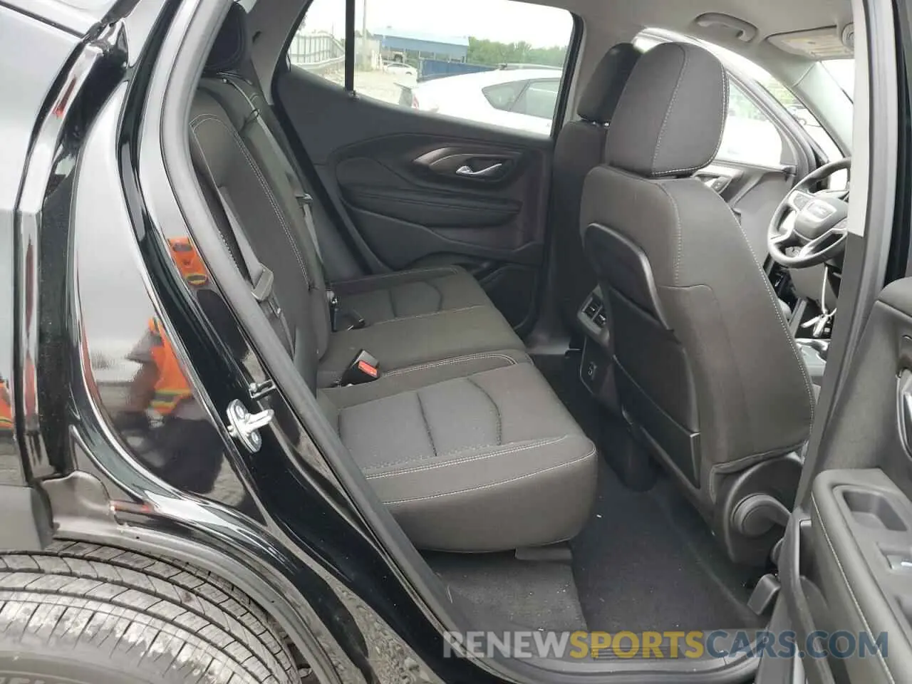 11 fotografías del automóvil dañado 3GKALMEG2RL390399 GMC TERRAIN 2024