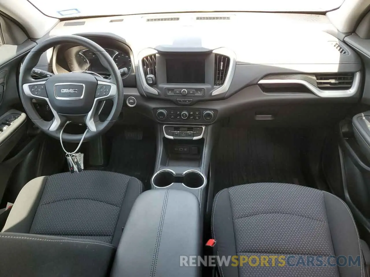 8 fotografías del automóvil dañado 3GKALMEG2RL395277 GMC TERRAIN 2024