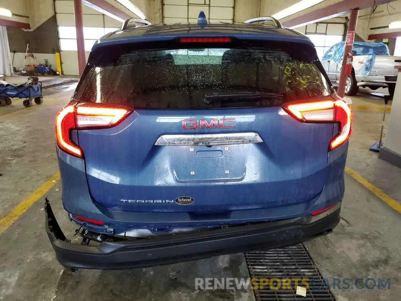 6 fotografías del automóvil dañado 3GKALMEG4RL143837 GMC TERRAIN 2024