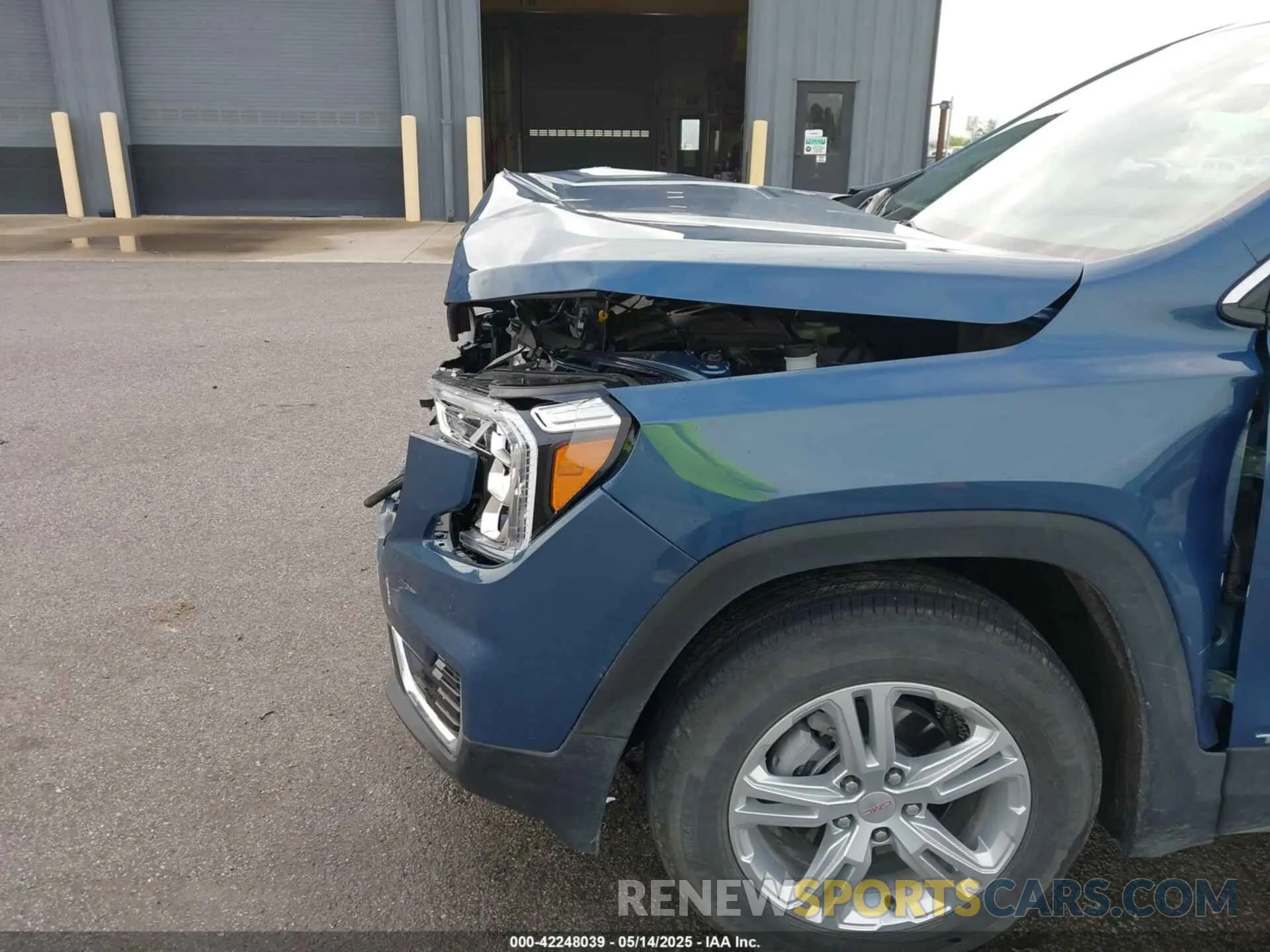17 fotografías del automóvil dañado 3GKALMEG4RL249642 GMC TERRAIN 2024