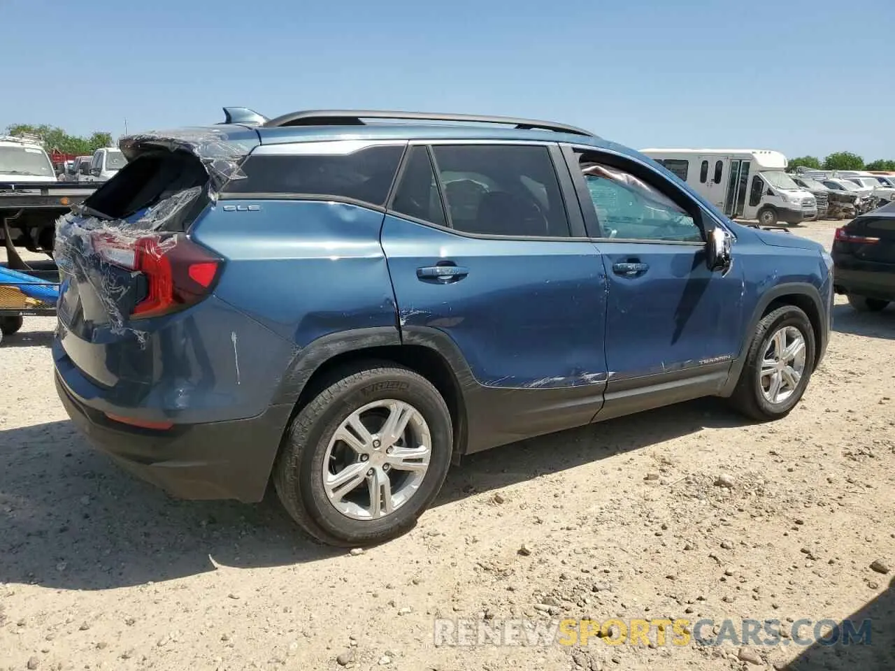 3 fotografías del automóvil dañado 3GKALMEG4RL267977 GMC TERRAIN 2024