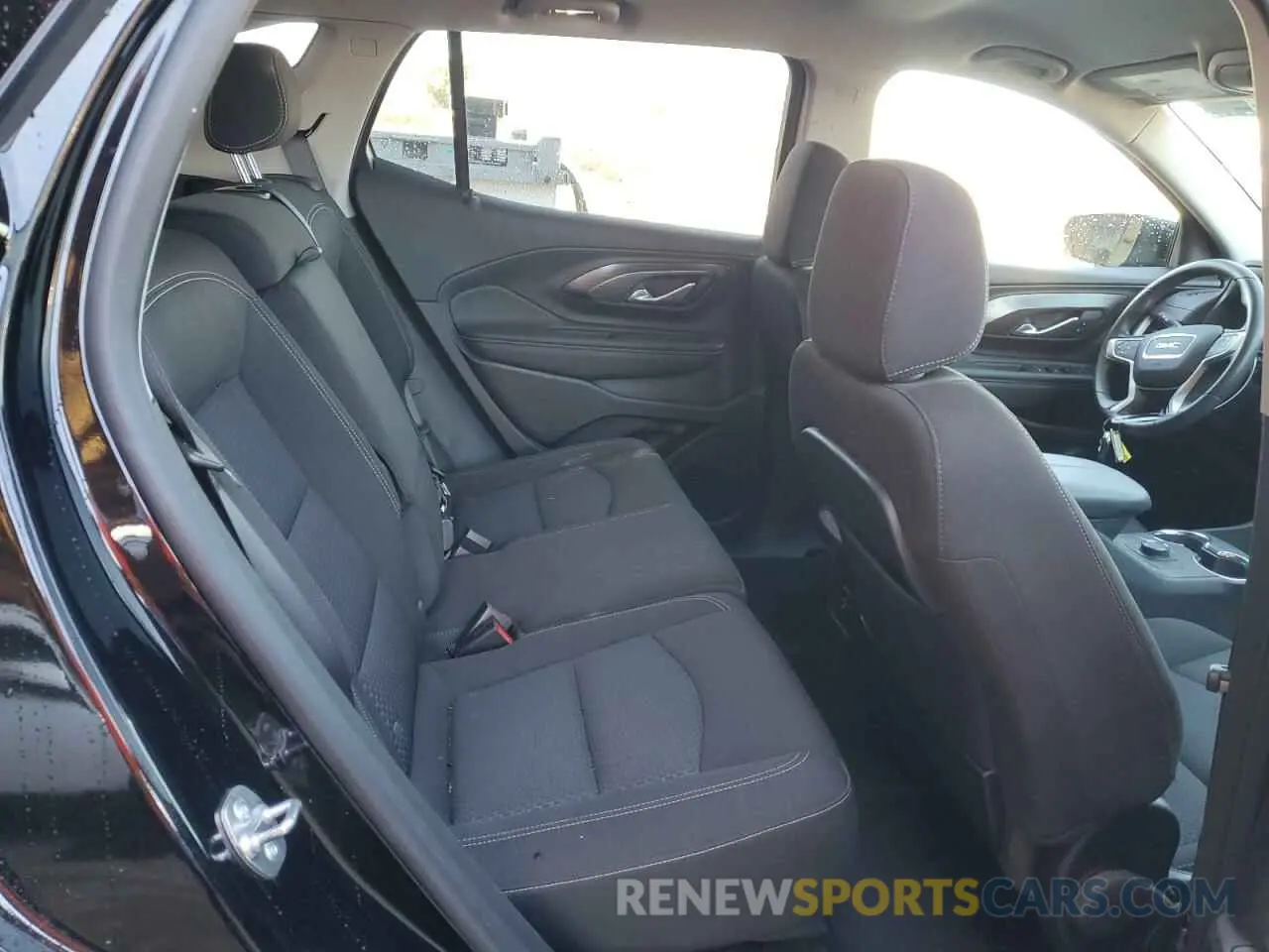 11 fotografías del automóvil dañado 3GKALMEG4RL345660 GMC TERRAIN 2024