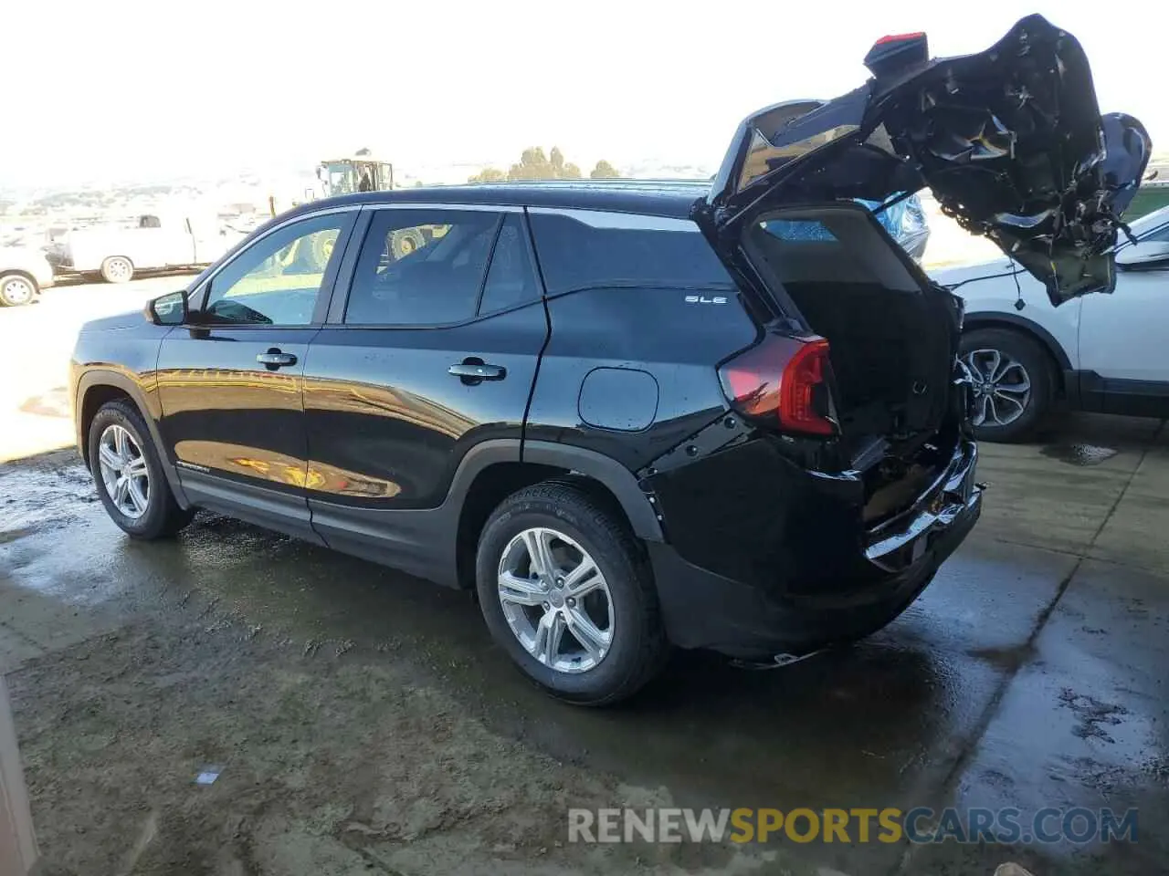 2 fotografías del automóvil dañado 3GKALMEG4RL345660 GMC TERRAIN 2024
