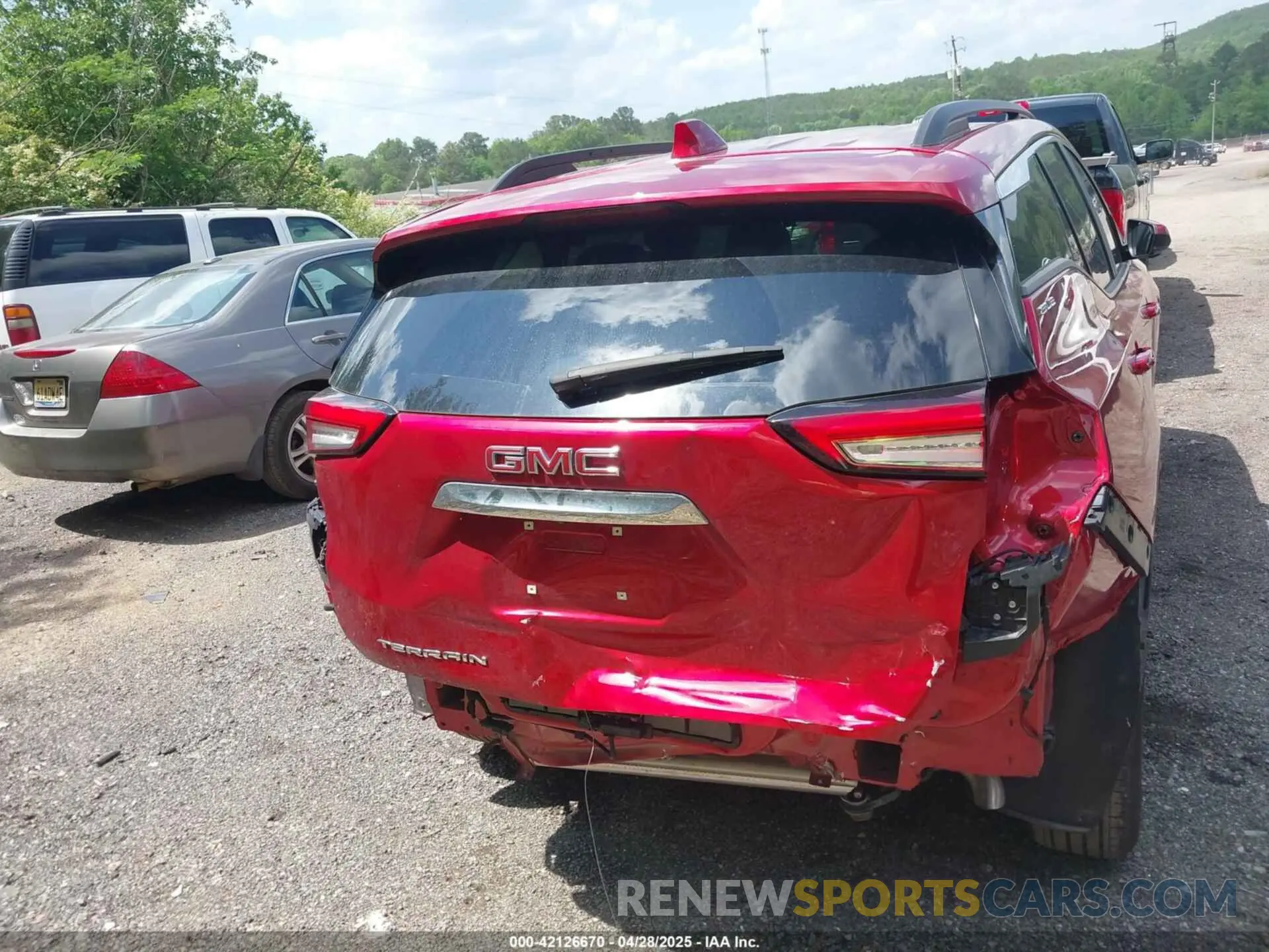 16 fotografías del automóvil dañado 3GKALMEG5RL152370 GMC TERRAIN 2024