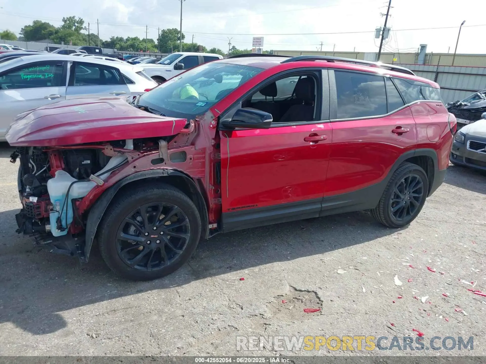 15 fotografías del automóvil dañado 3GKALMEG6RL379521 GMC TERRAIN 2024
