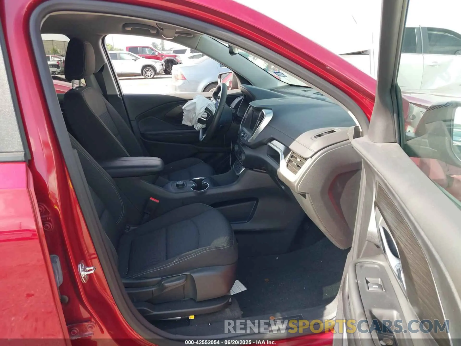 5 fotografías del automóvil dañado 3GKALMEG6RL379521 GMC TERRAIN 2024