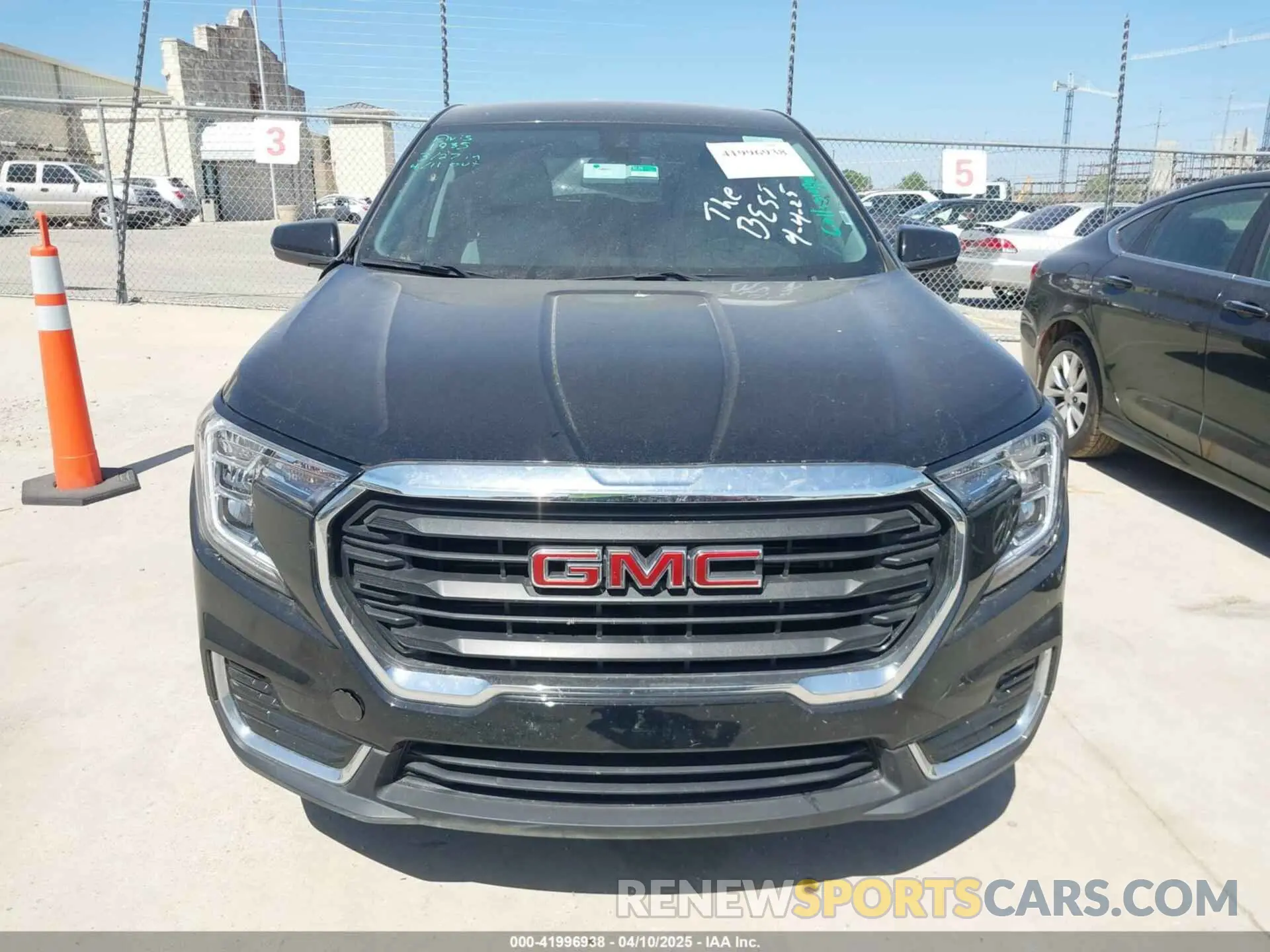 12 fotografías del automóvil dañado 3GKALMEG7RL231927 GMC TERRAIN 2024