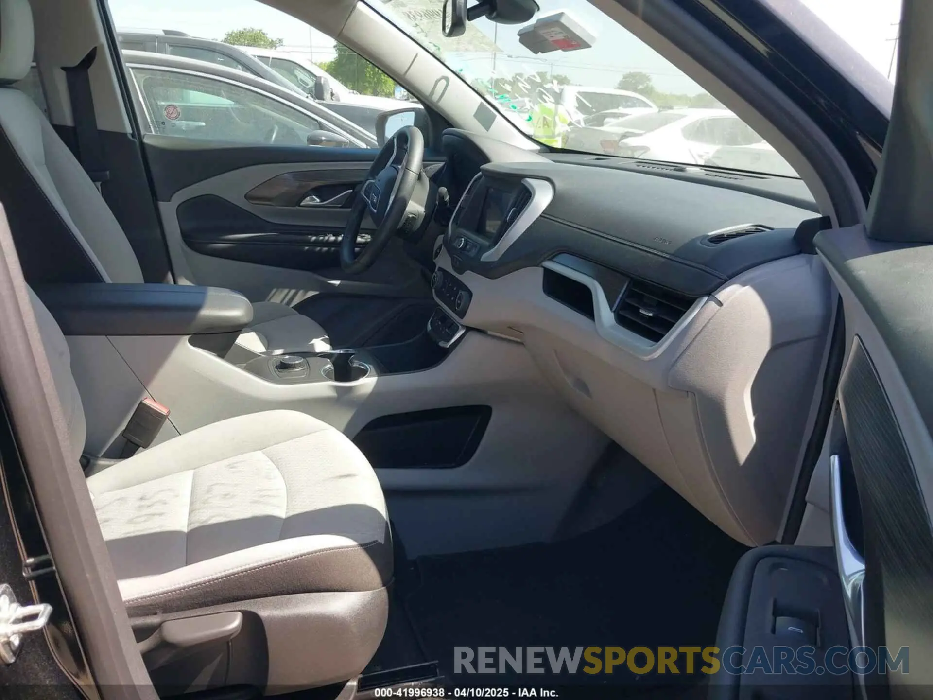 5 fotografías del automóvil dañado 3GKALMEG7RL231927 GMC TERRAIN 2024