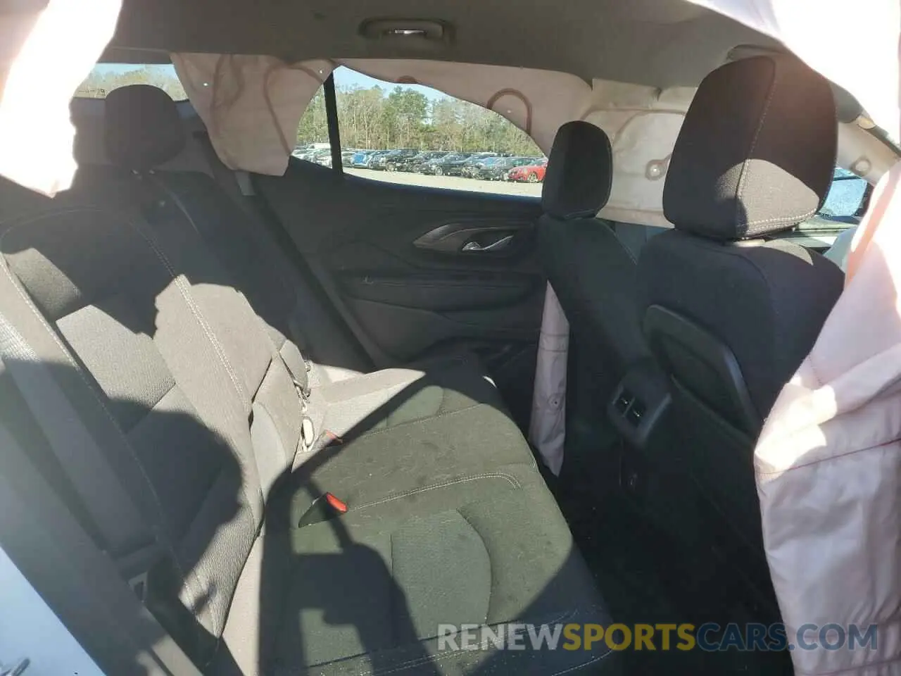 11 fotografías del automóvil dañado 3GKALMEG9RL239155 GMC TERRAIN 2024