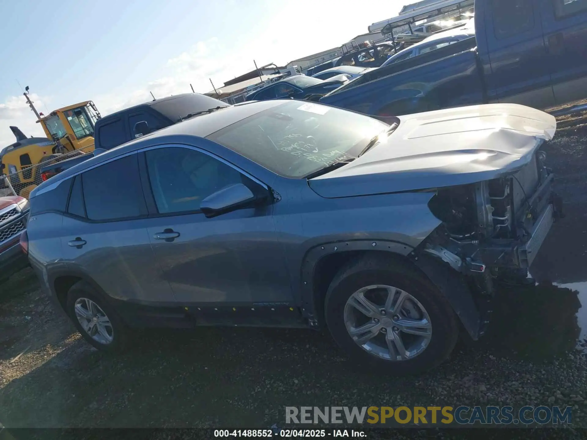 14 fotografías del automóvil dañado 3GKALMEG9RL305719 GMC TERRAIN 2024