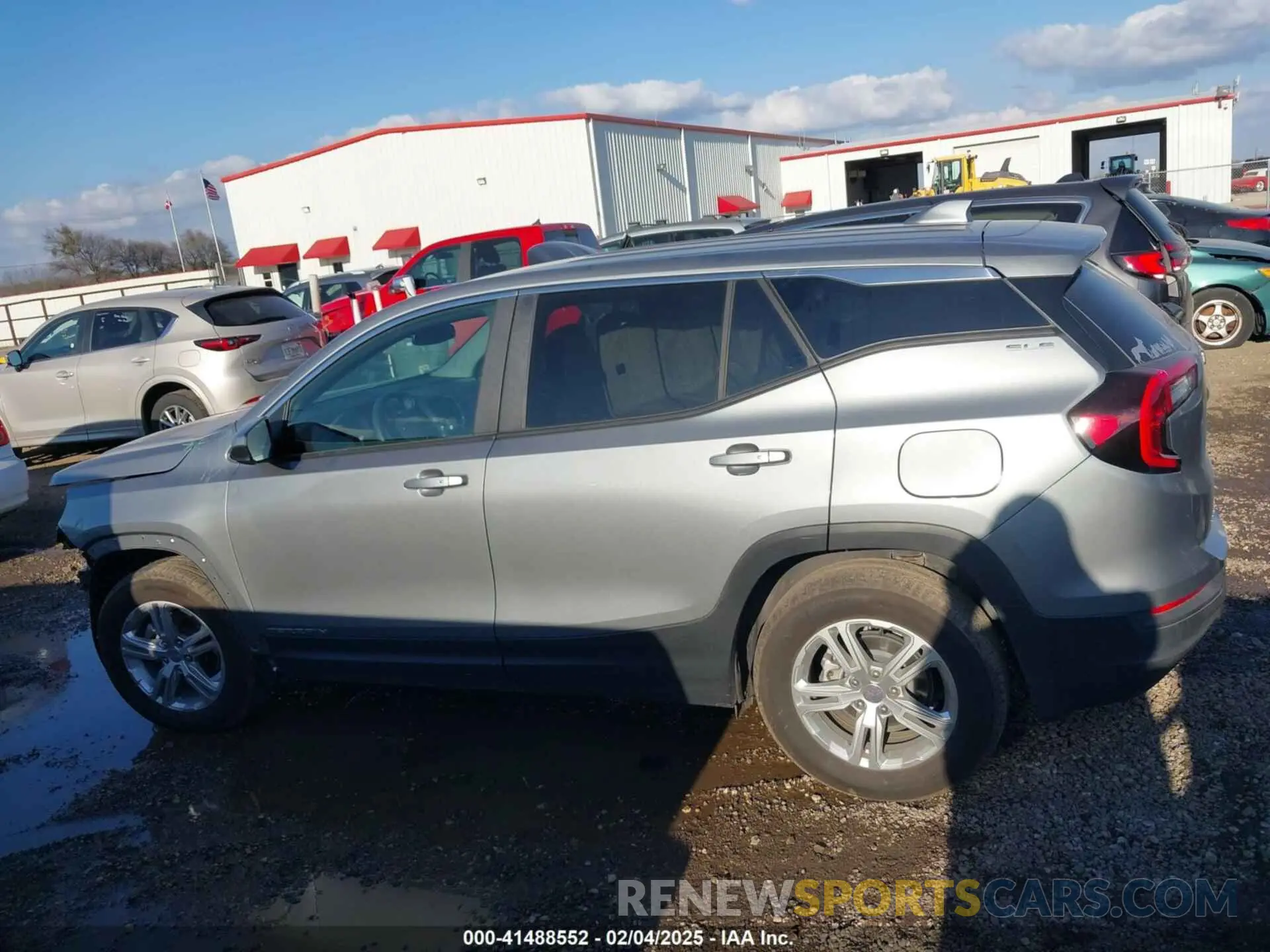 15 fotografías del automóvil dañado 3GKALMEG9RL305719 GMC TERRAIN 2024