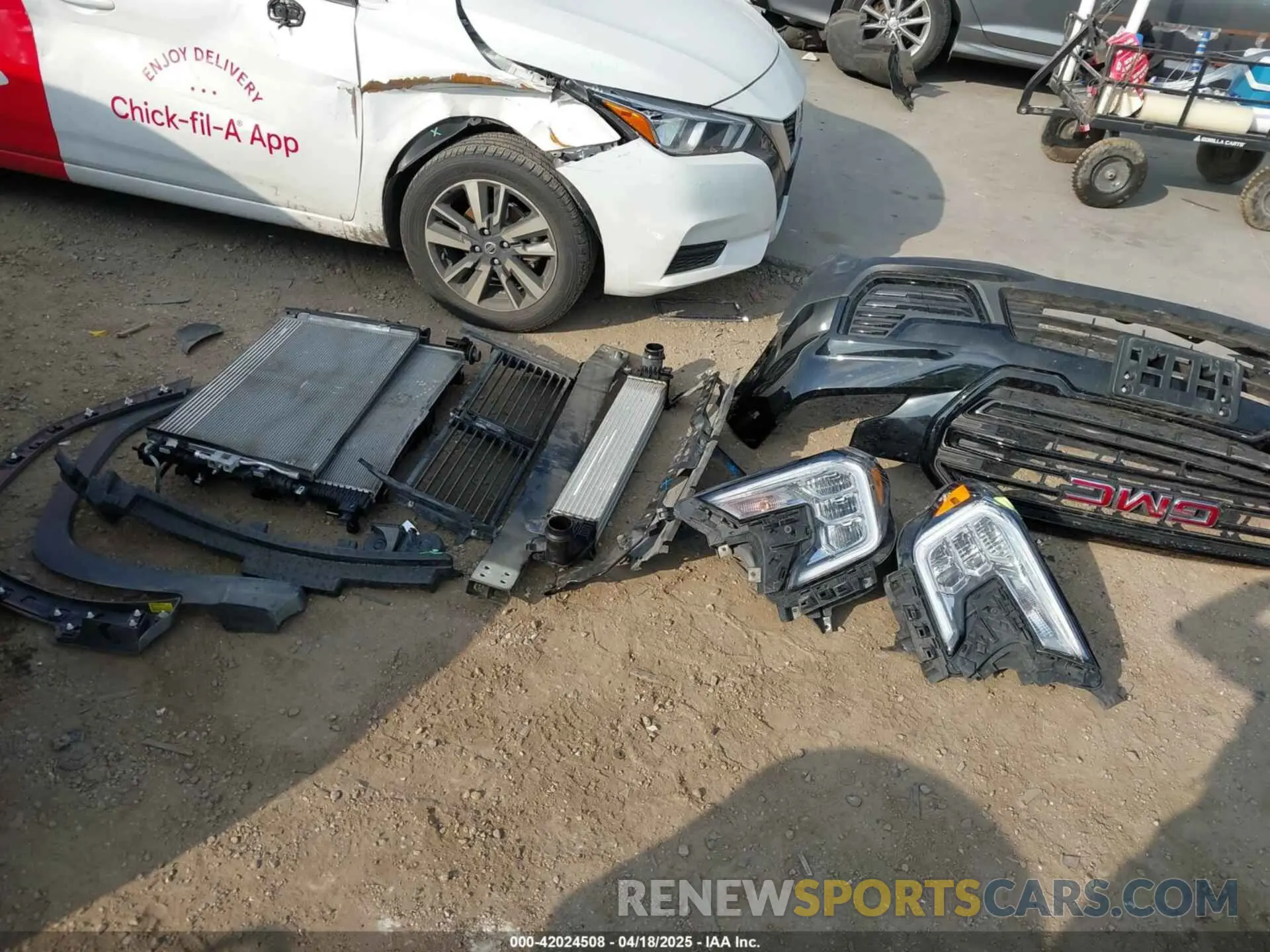 12 fotografías del automóvil dañado 3GKALMEG9RL314856 GMC TERRAIN 2024