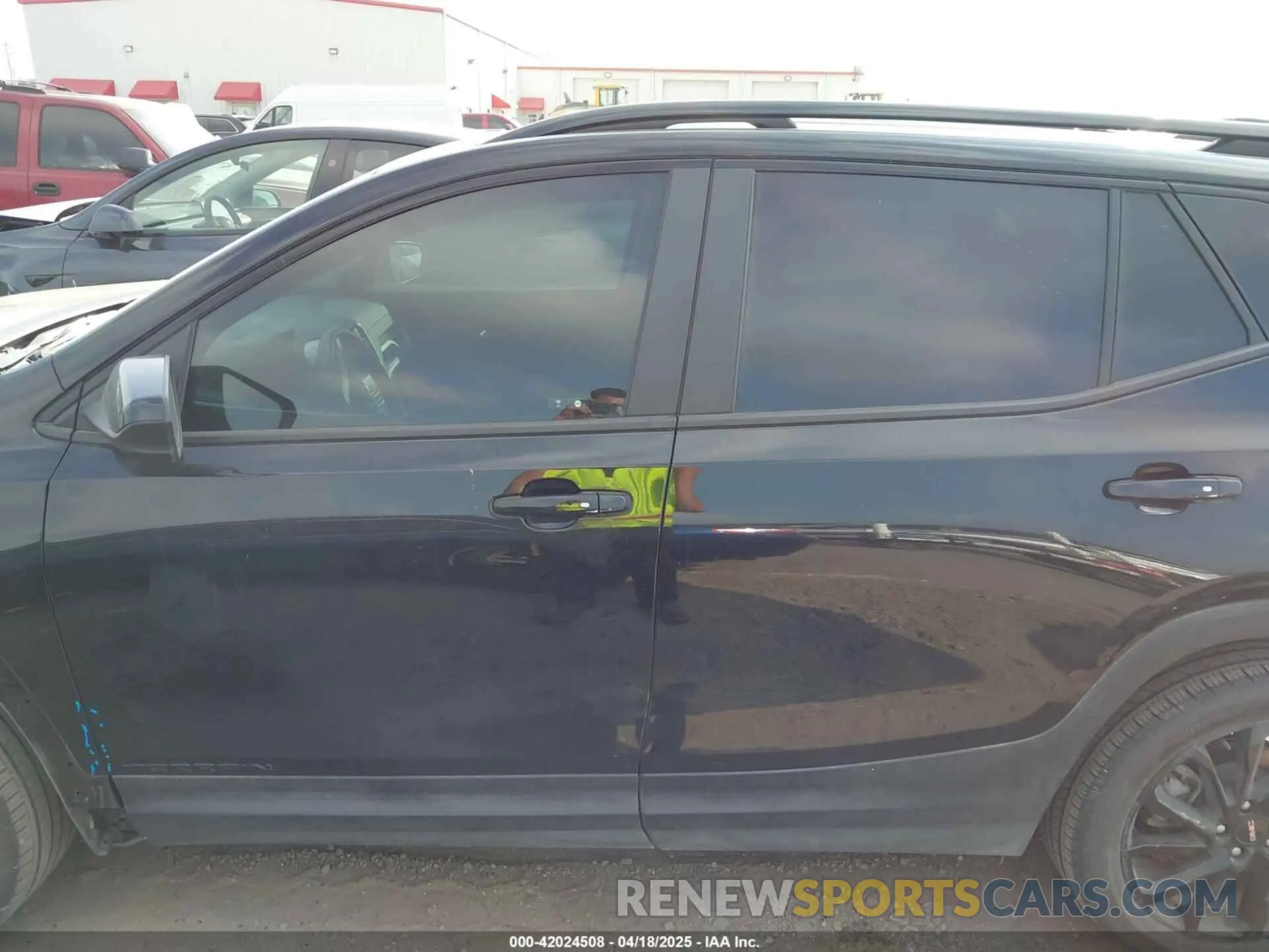 15 fotografías del automóvil dañado 3GKALMEG9RL314856 GMC TERRAIN 2024