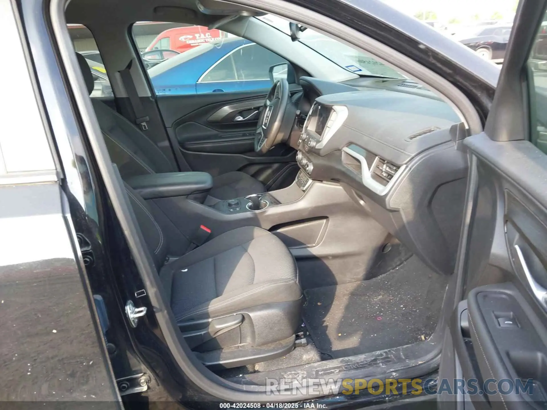 5 fotografías del automóvil dañado 3GKALMEG9RL314856 GMC TERRAIN 2024