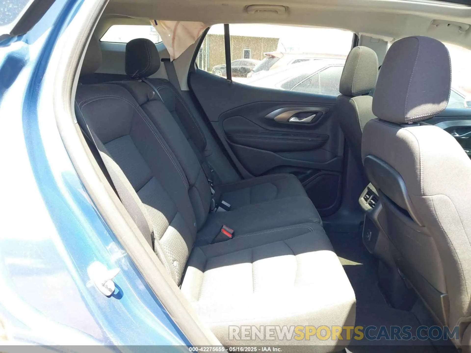 8 fotografías del automóvil dañado 3GKALMEGXRL116402 GMC TERRAIN 2024