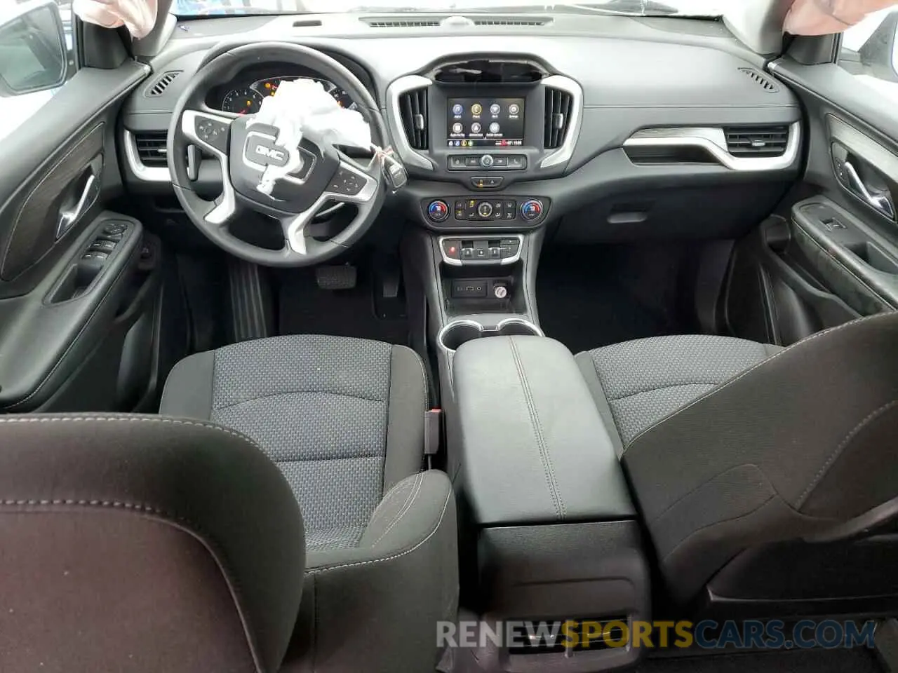 8 fotografías del automóvil dañado 3GKALMEGXRL318883 GMC TERRAIN 2024