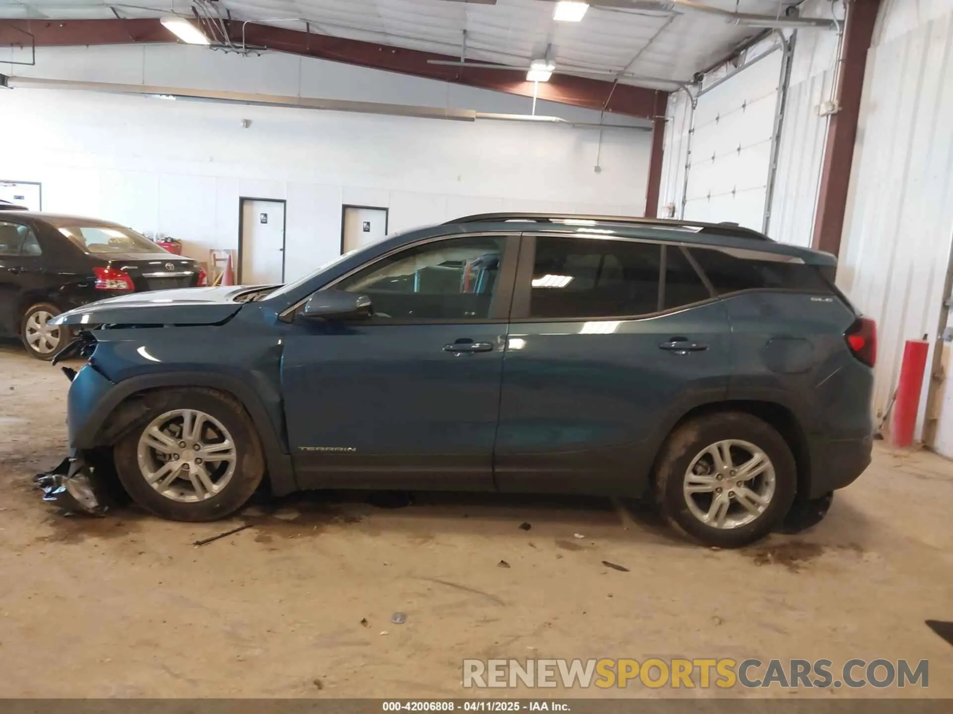 14 fotografías del automóvil dañado 3GKALMEGXRL396337 GMC TERRAIN 2024