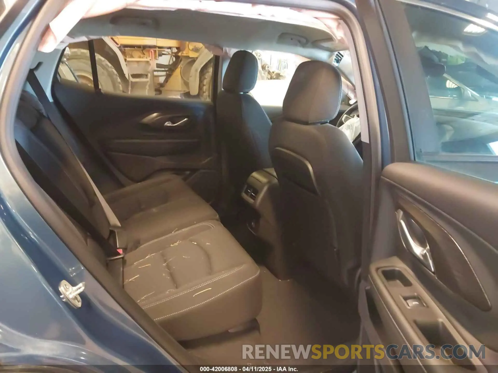 8 fotografías del automóvil dañado 3GKALMEGXRL396337 GMC TERRAIN 2024