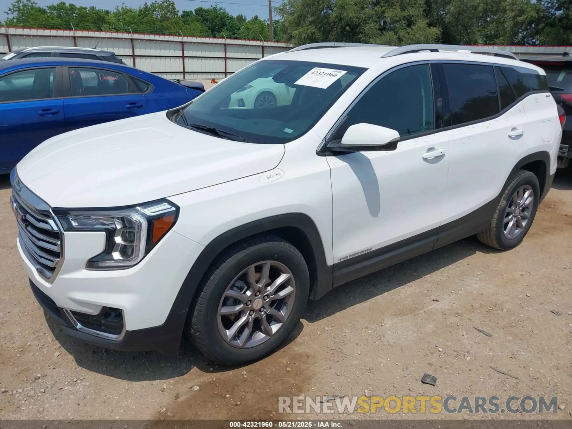 2 fotografías del automóvil dañado 3GKALPEG2RL170259 GMC TERRAIN 2024