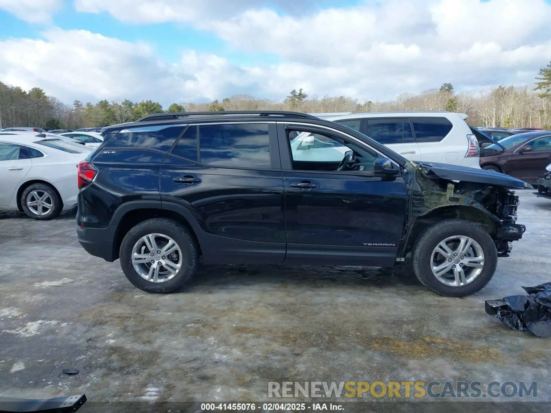 14 fotografías del automóvil dañado 3GKALTEG2RL343626 GMC TERRAIN 2024