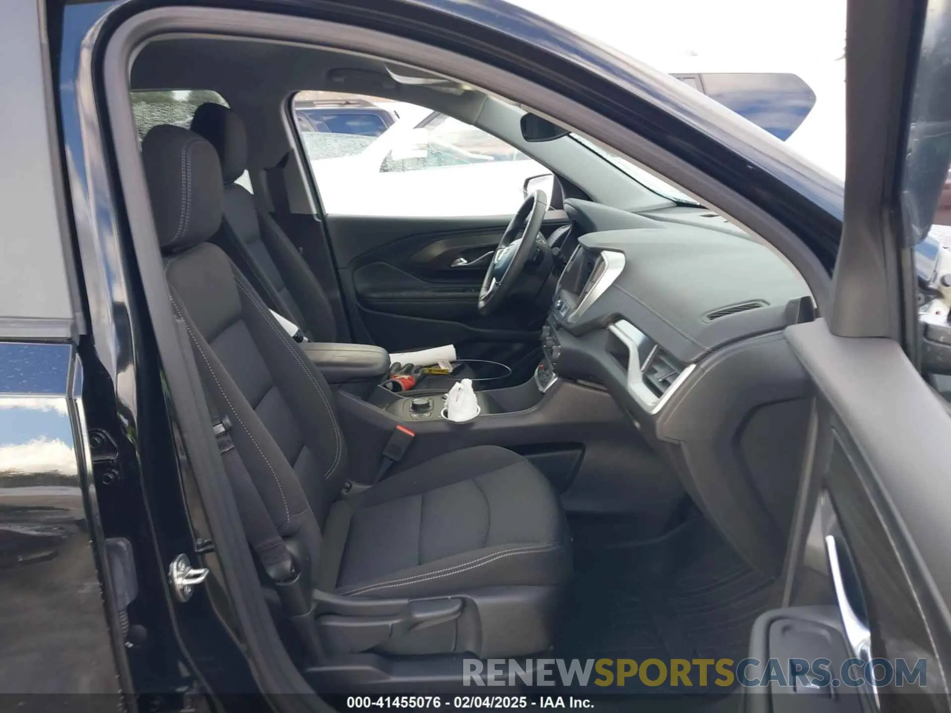 5 fotografías del automóvil dañado 3GKALTEG2RL343626 GMC TERRAIN 2024