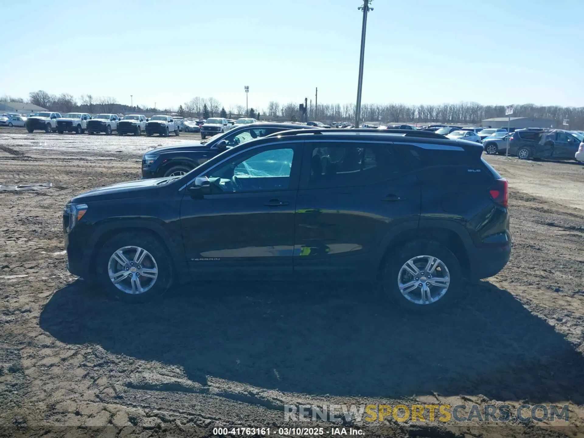 14 fotografías del automóvil dañado 3GKALTEG4RL204534 GMC TERRAIN 2024