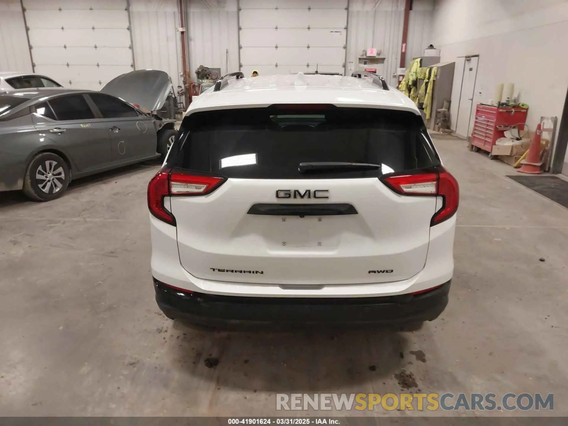 16 fotografías del automóvil dañado 3GKALTEG8RL211776 GMC TERRAIN 2024