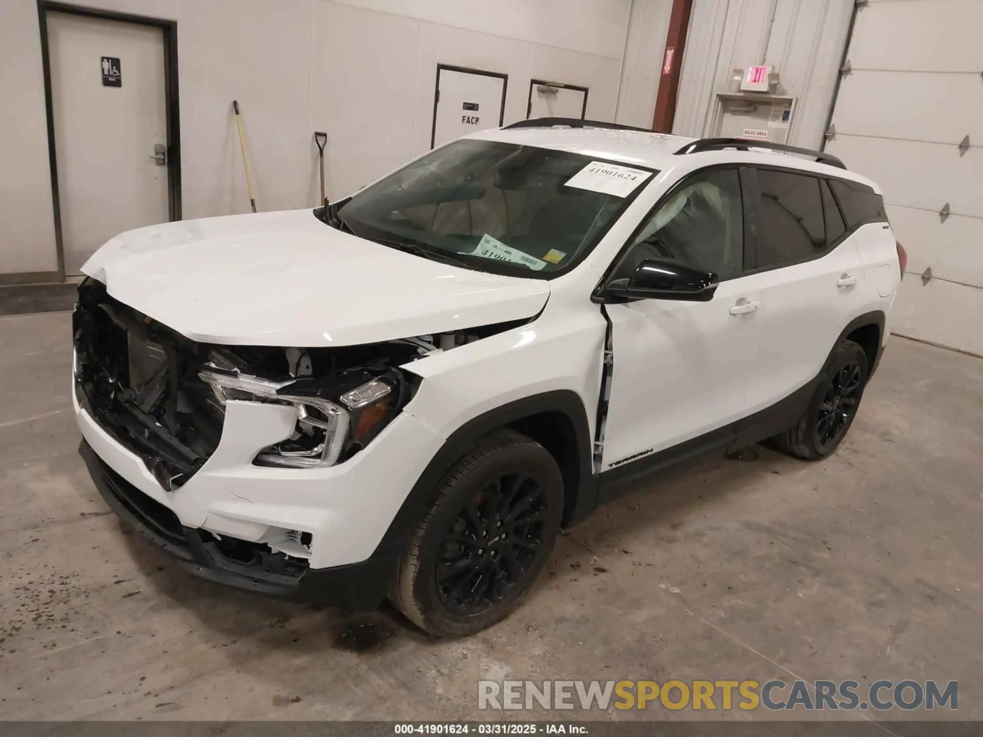 2 fotografías del automóvil dañado 3GKALTEG8RL211776 GMC TERRAIN 2024