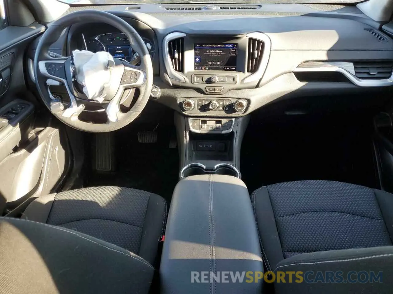 8 fotografías del automóvil dañado 3GKALTEG8RL272416 GMC TERRAIN 2024