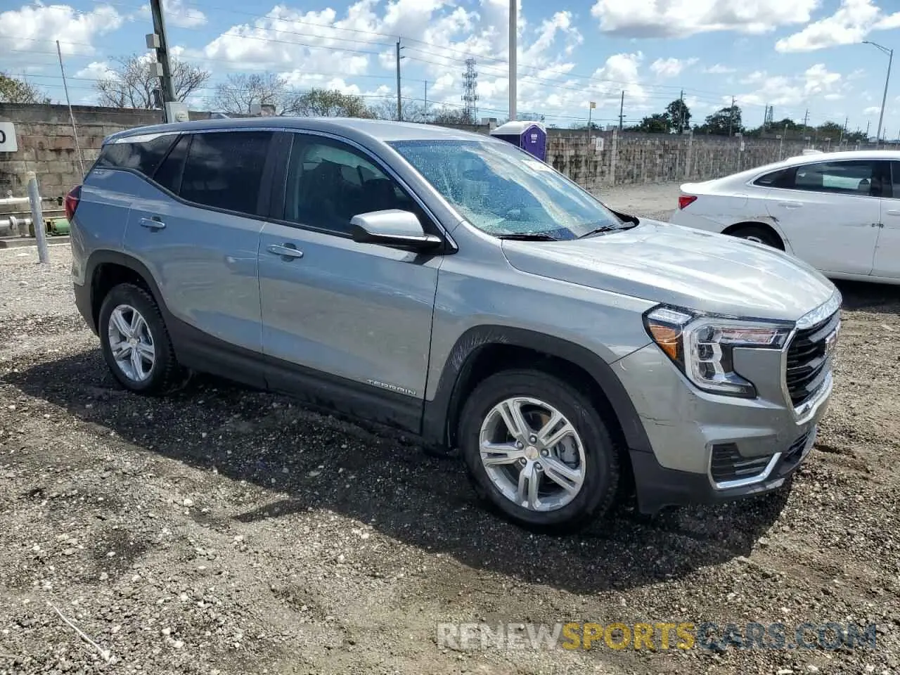 4 fotografías del automóvil dañado 3GKALTEG8RL334039 GMC TERRAIN 2024