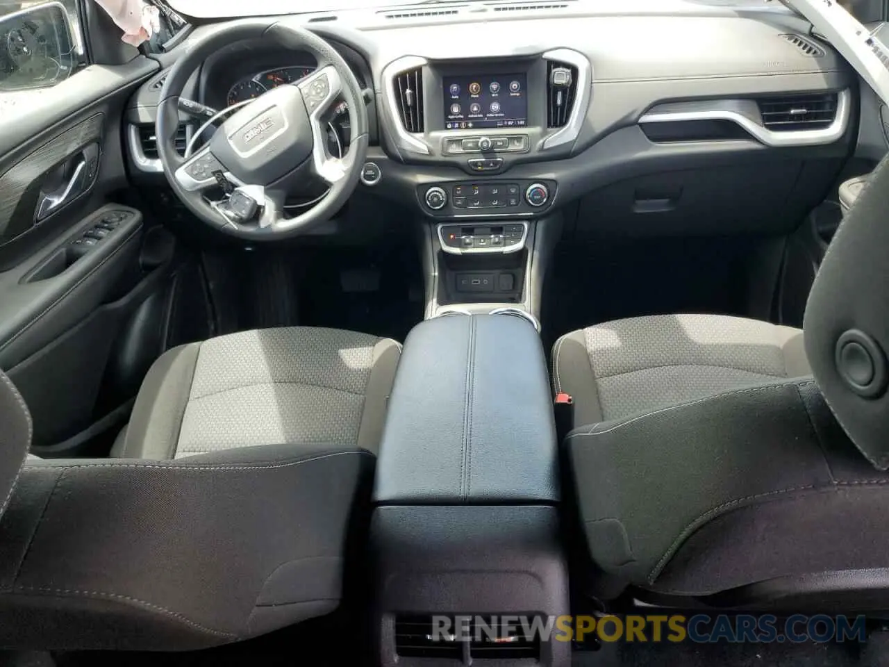 8 fotografías del automóvil dañado 3GKALTEG8RL334039 GMC TERRAIN 2024