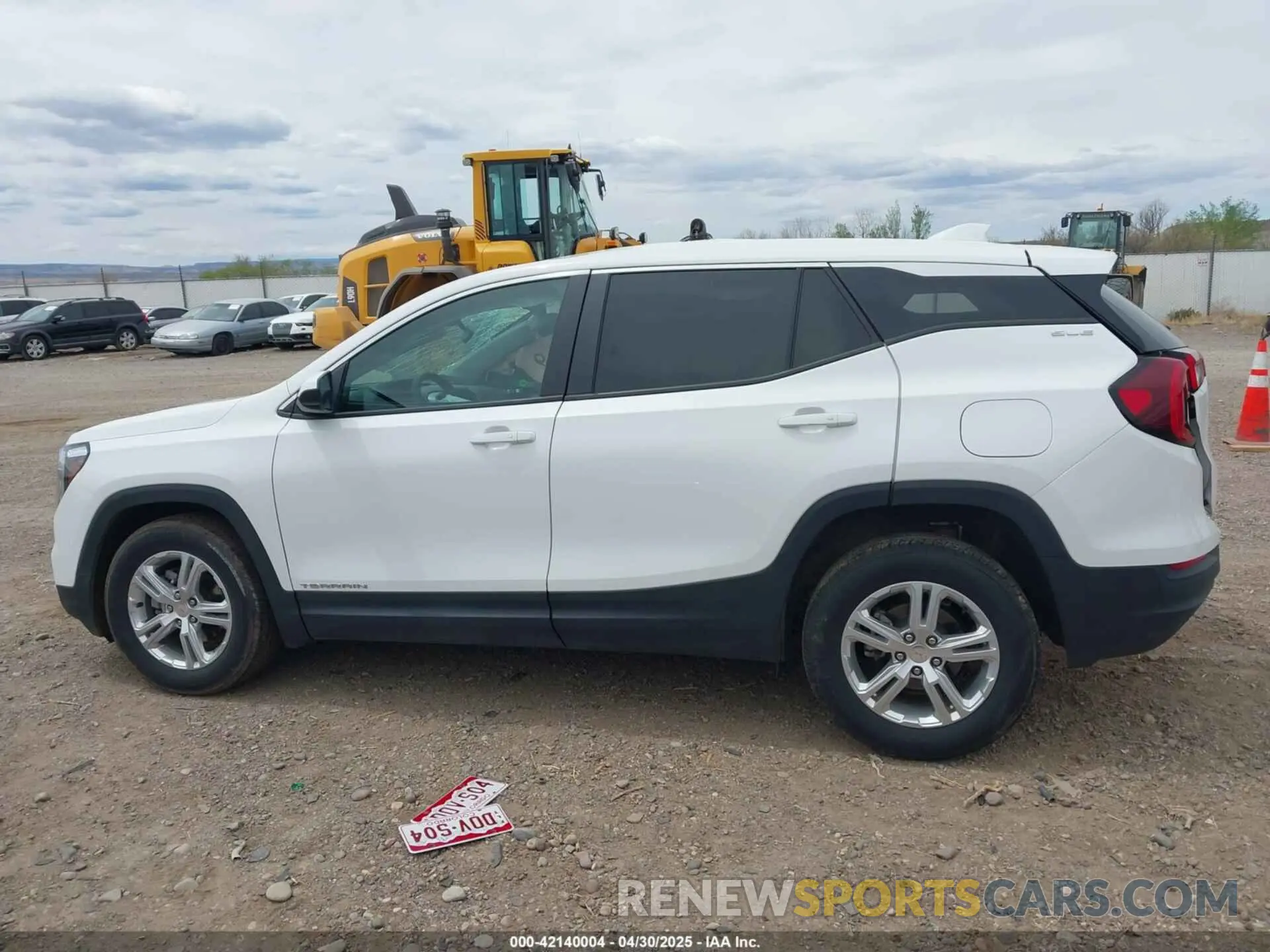 14 fotografías del automóvil dañado 3GKALTEG9RL372217 GMC TERRAIN 2024