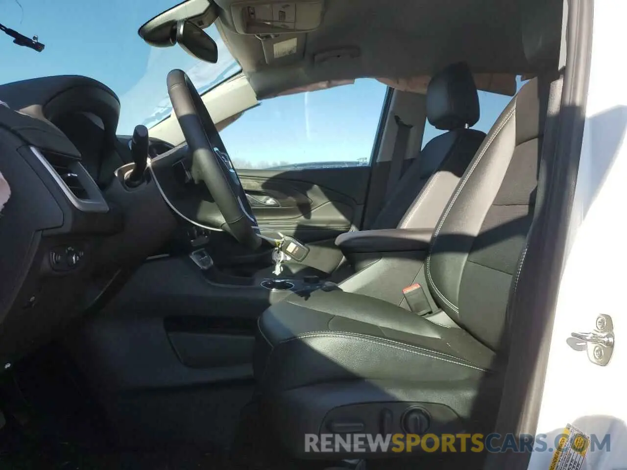 7 fotografías del automóvil dañado 3GKALVEG2RL326790 GMC TERRAIN 2024