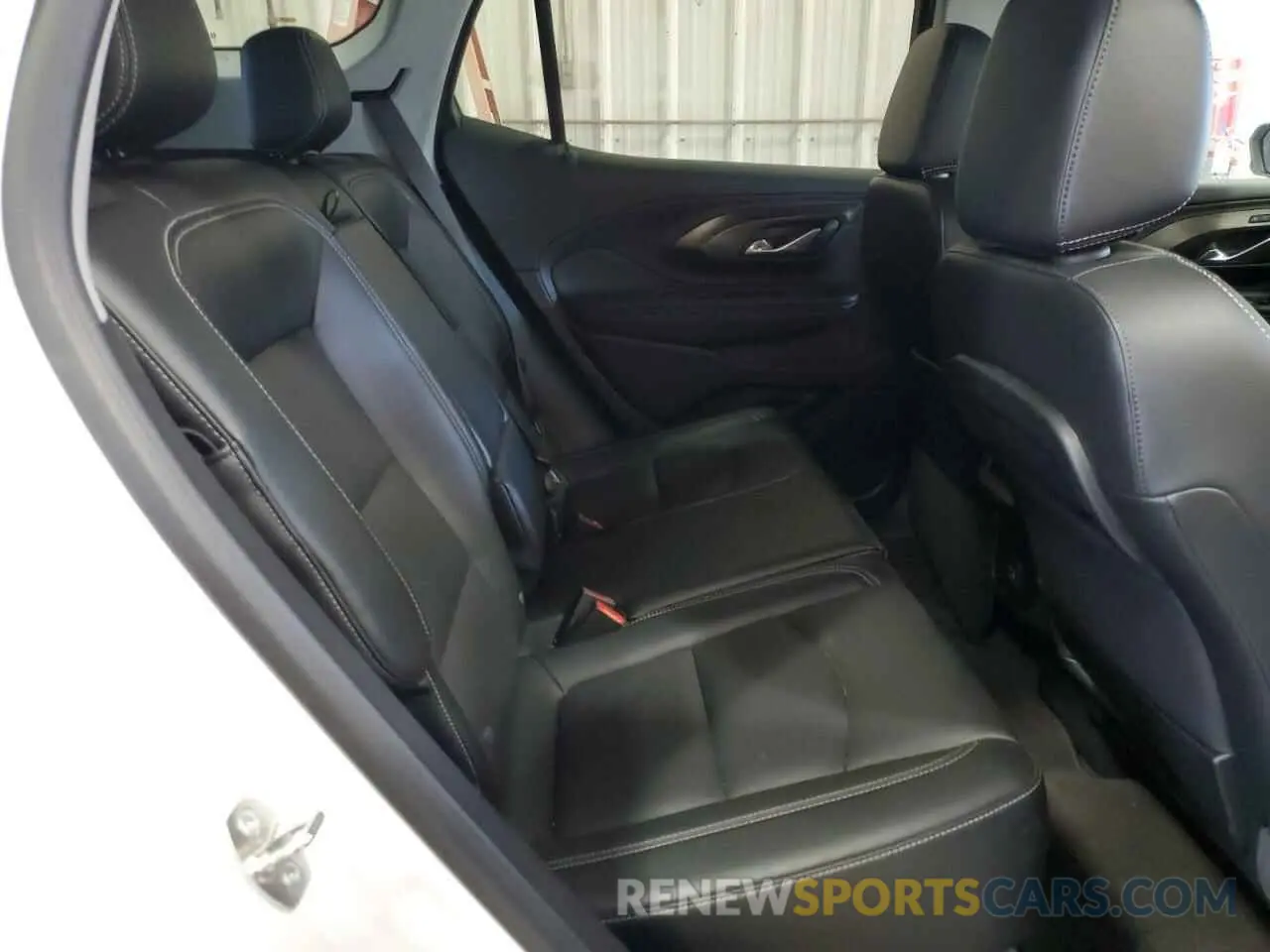 11 fotografías del automóvil dañado 3GKALVEG4RL325205 GMC TERRAIN 2024